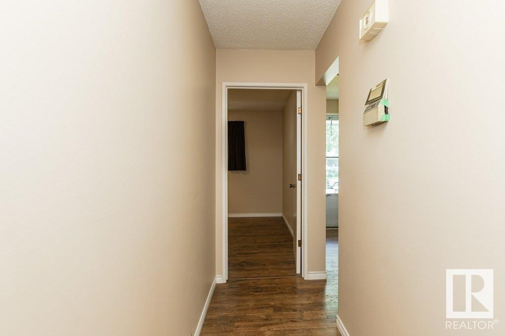 Photo 38 of 1036 Moyer Dr, Sherwood Park AB
