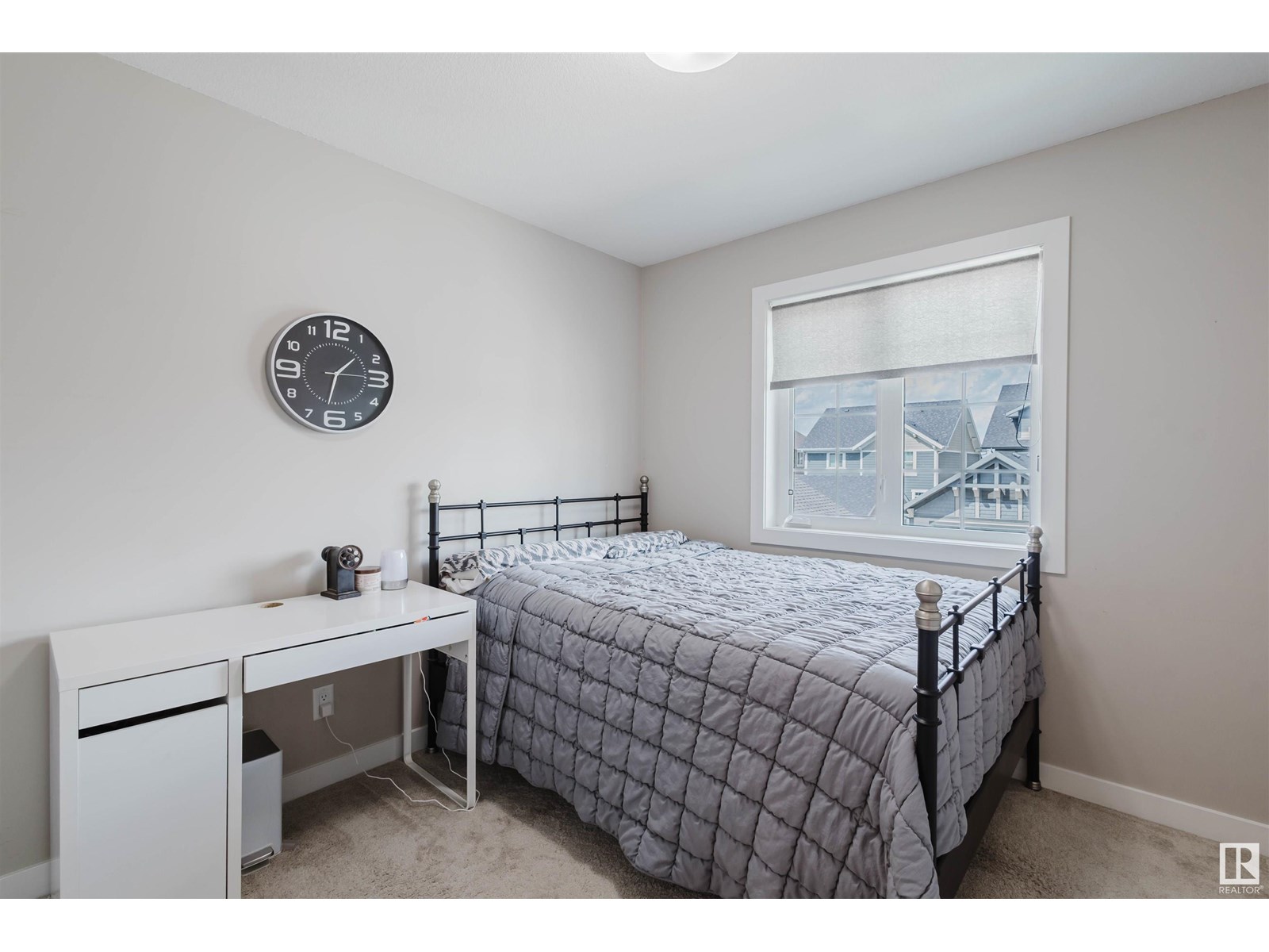 Photo 23 of 5014 Dewolf Rd Nw, Edmonton AB