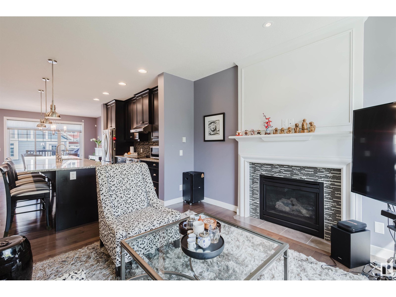 Photo 6 of 5014 Dewolf Rd Nw, Edmonton AB