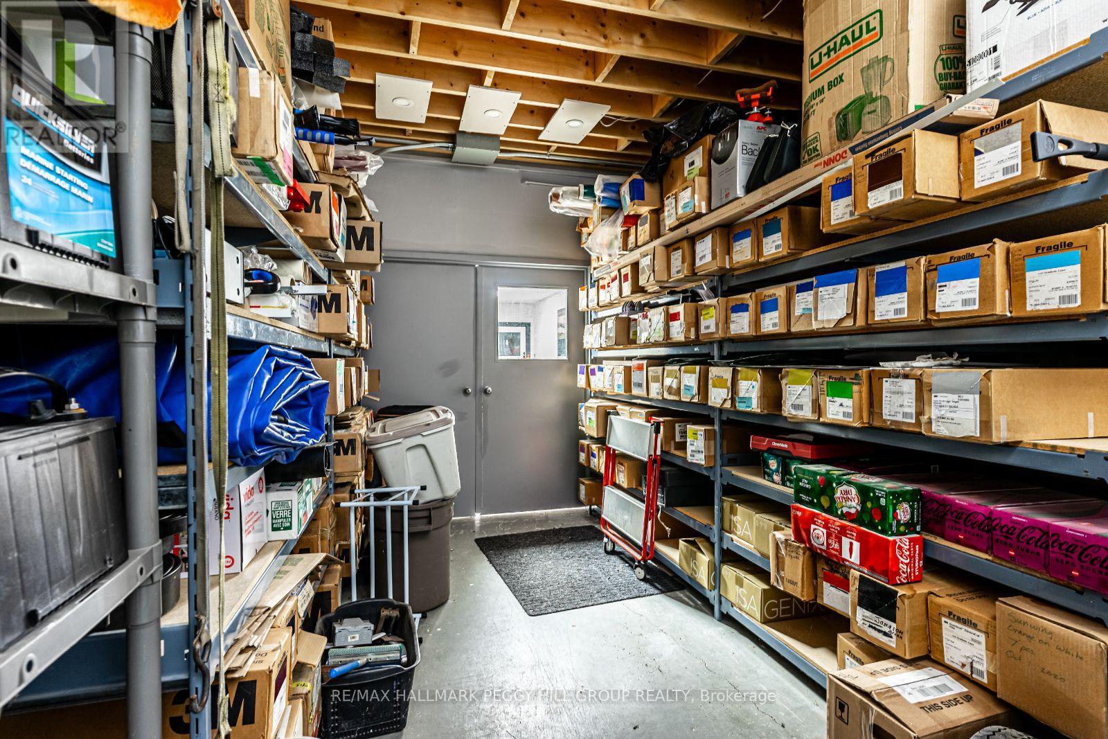 Photo 8 of 15 647 Welham Road, Barrie ON