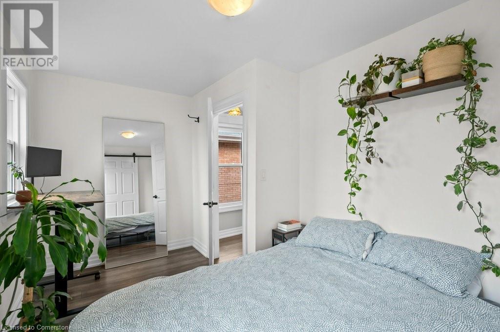 Photo 33 of 26 Cedar Avenue, Hamilton ON