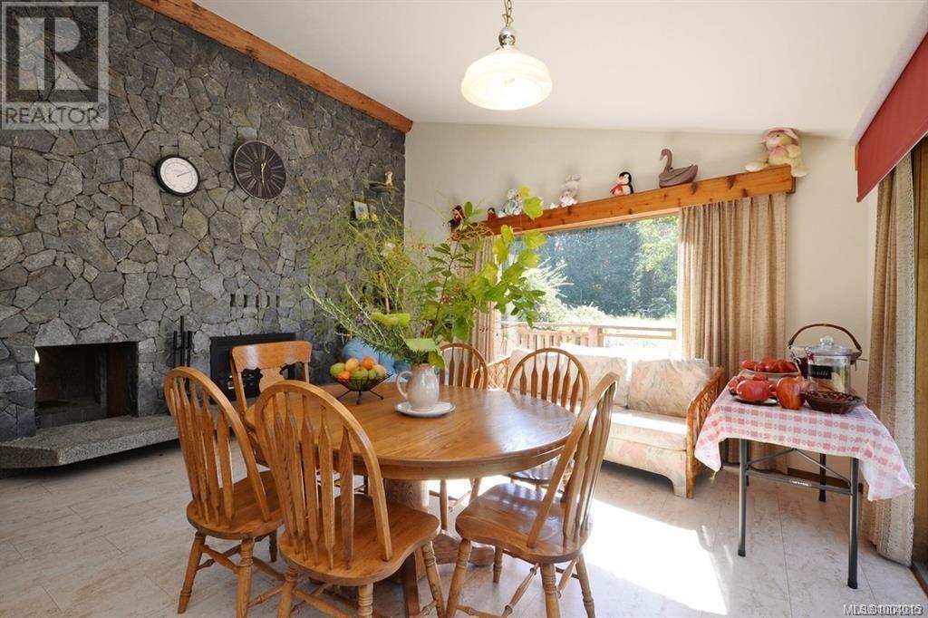 Photo 10 of 1550 Robson Lane Sw, Cowichan Bay BC