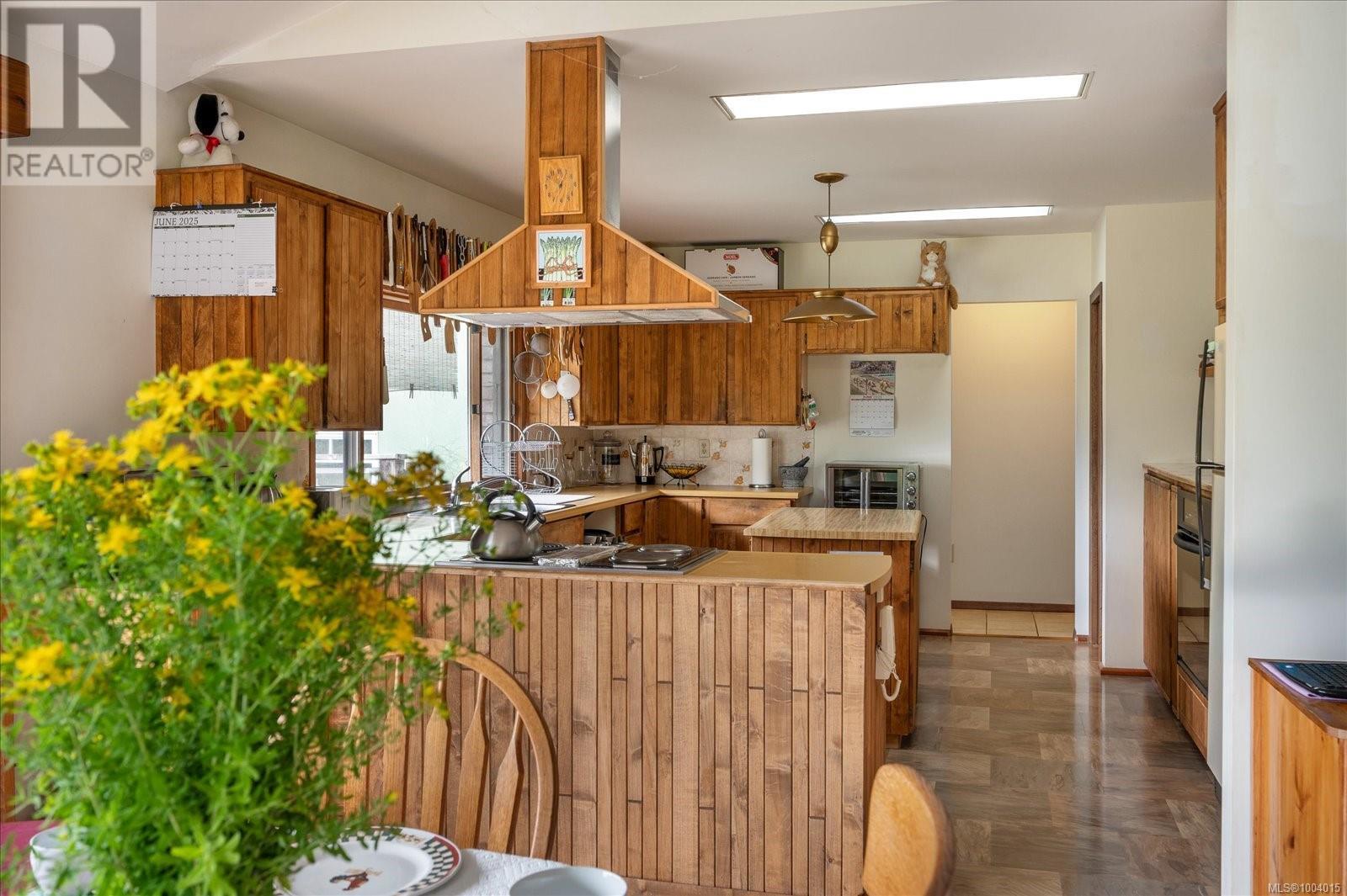 Photo 25 of 1550 Robson Lane Sw, Cowichan Bay BC