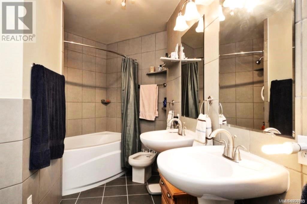 Photo 87 of 1550 Robson Lane Sw, Cowichan Bay BC