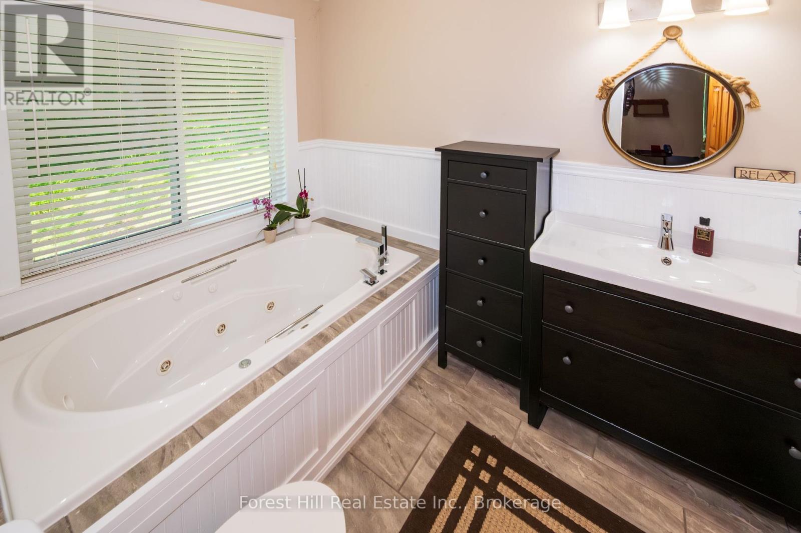 Photo 16 of 1289 Delbrooke Road, Lake Of Bays ON