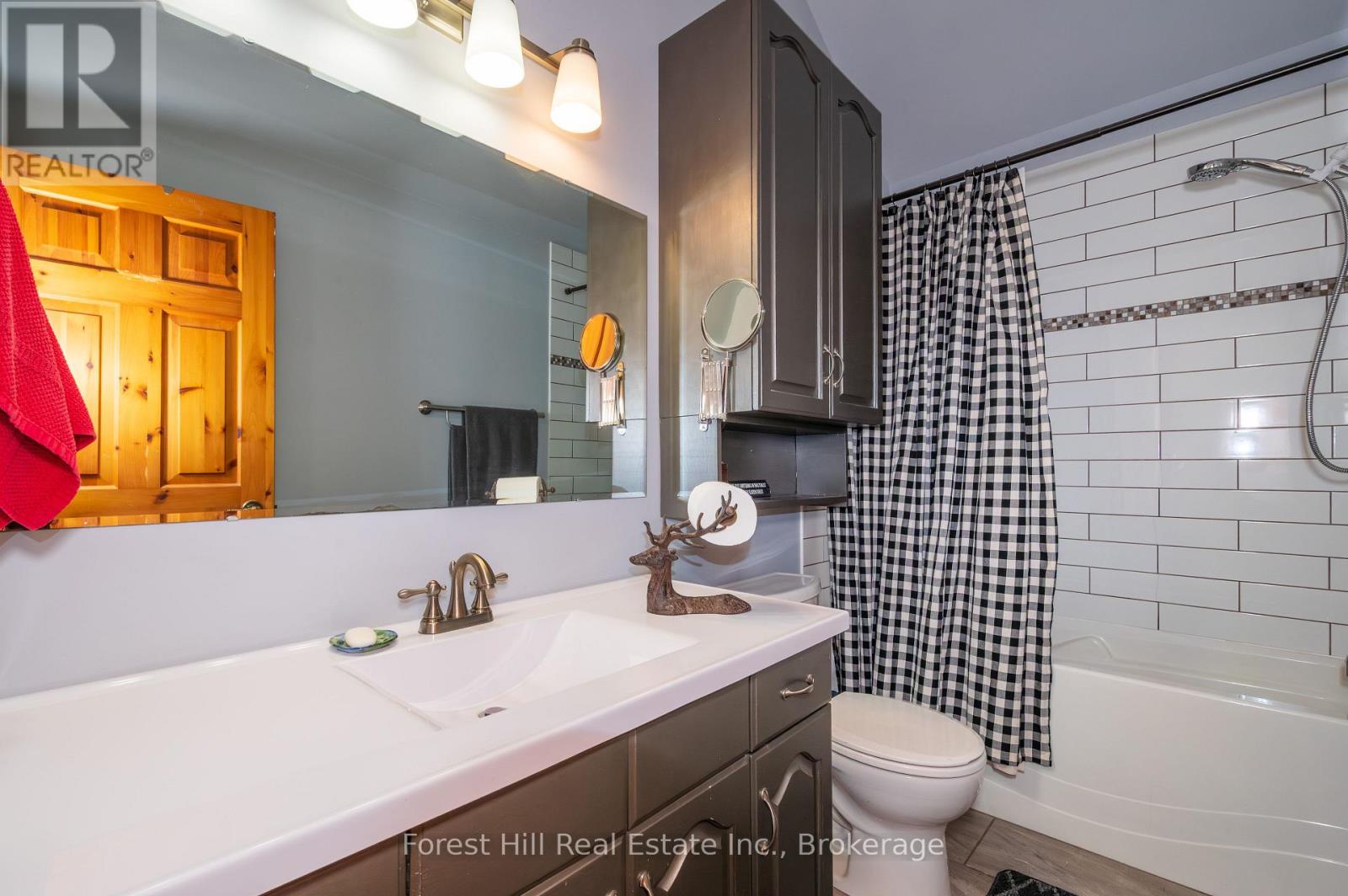 Photo 3 of 1289 Delbrooke Road, Lake Of Bays ON