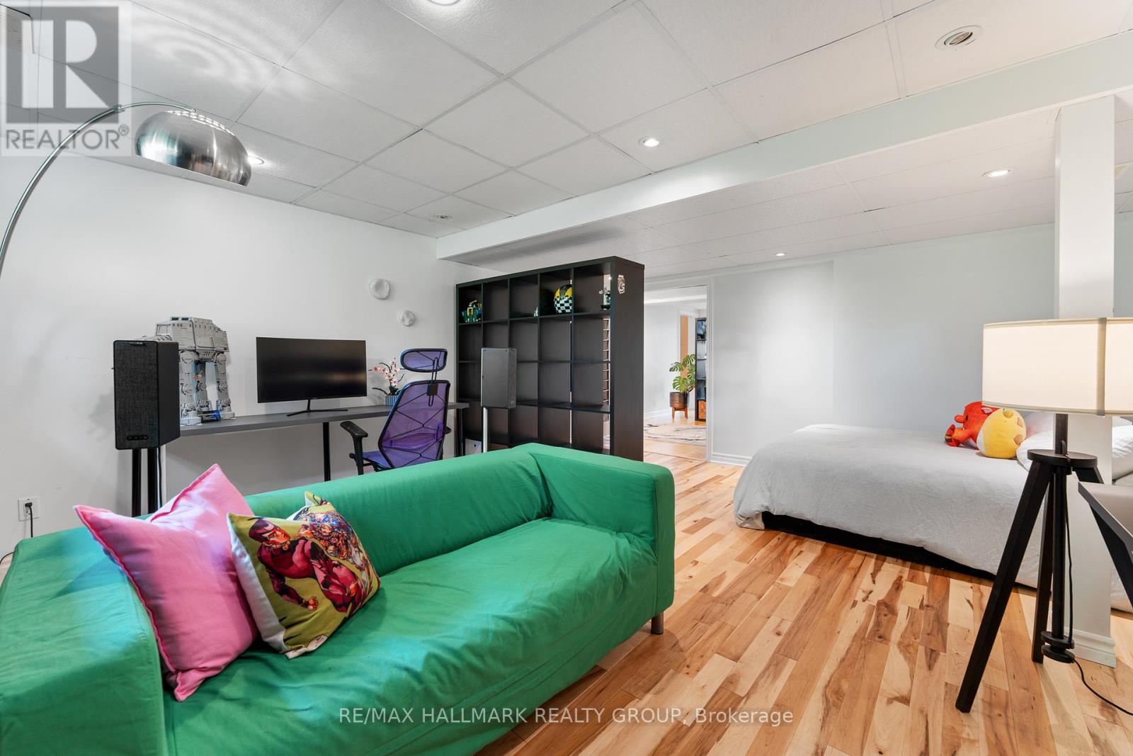 Photo 31 of 17 Hastings Street, Ottawa ON