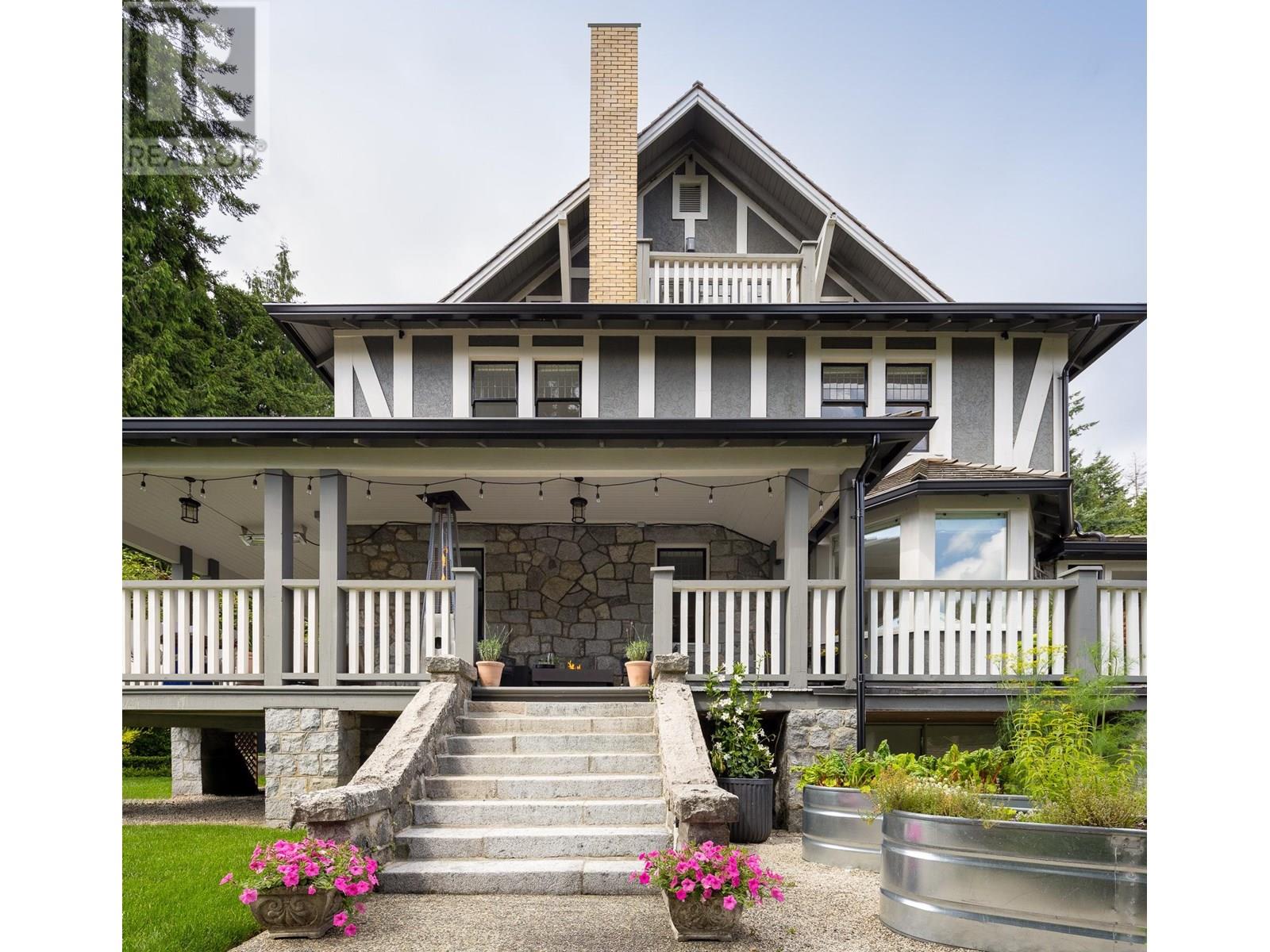 3545 DOWSLEY COURT, North Vancouver