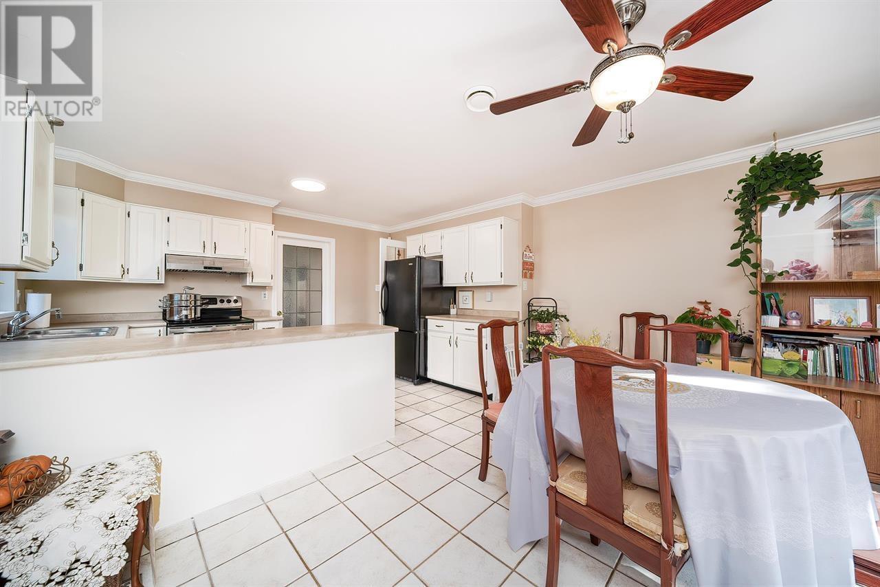 Photo 16 of 10660 Canso Crescent, Richmond BC