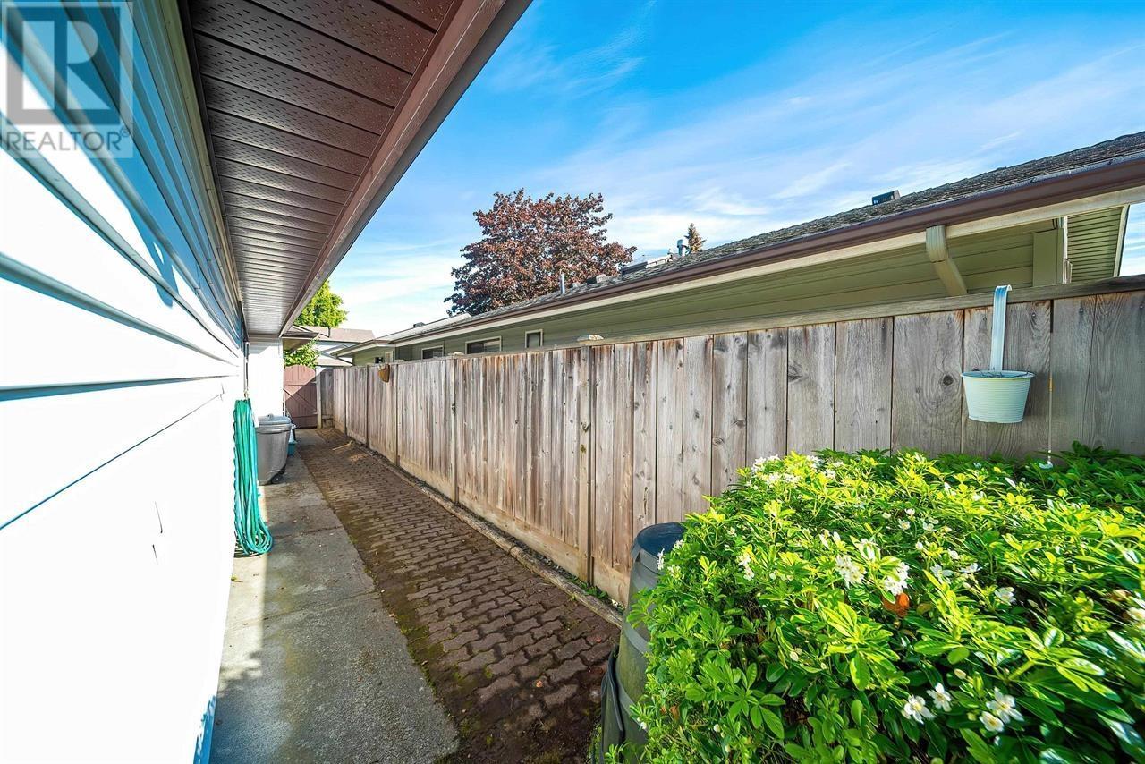 Photo 30 of 10660 Canso Crescent, Richmond BC