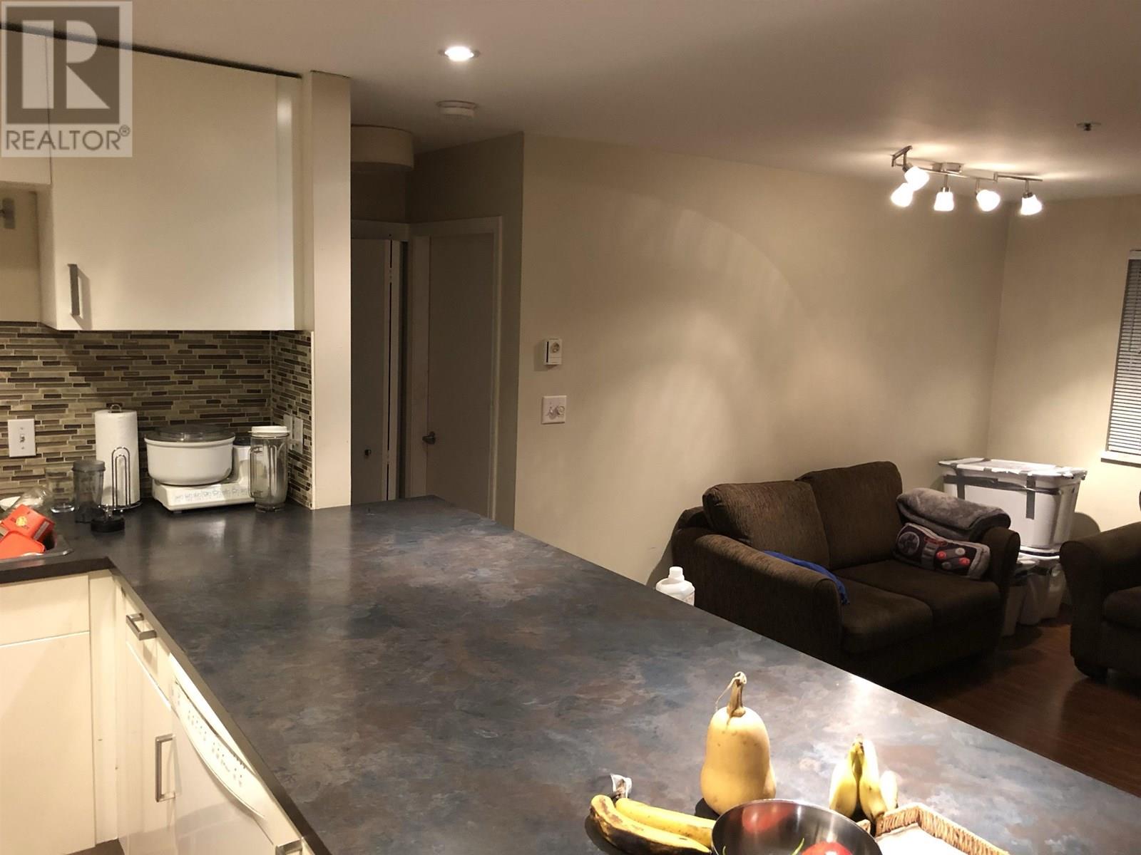 Photo 11 of 477 Powell Street, Vancouver BC
