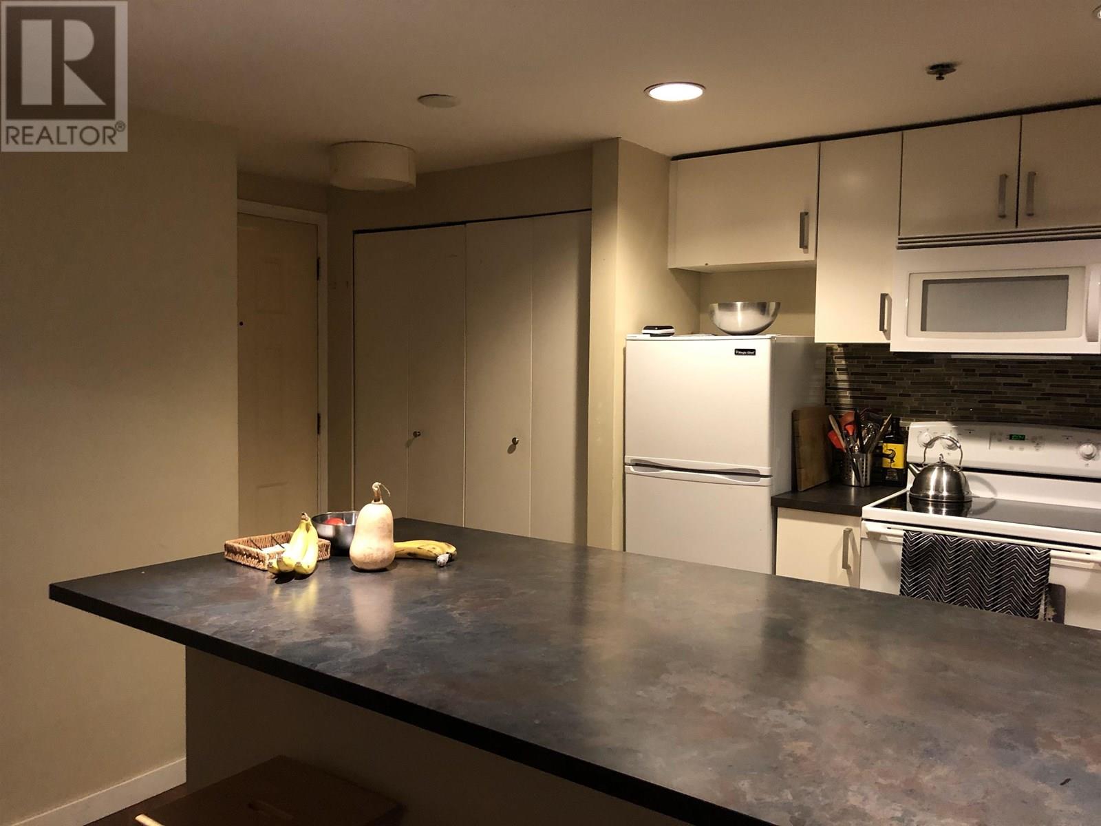Photo 12 of 477 Powell Street, Vancouver BC