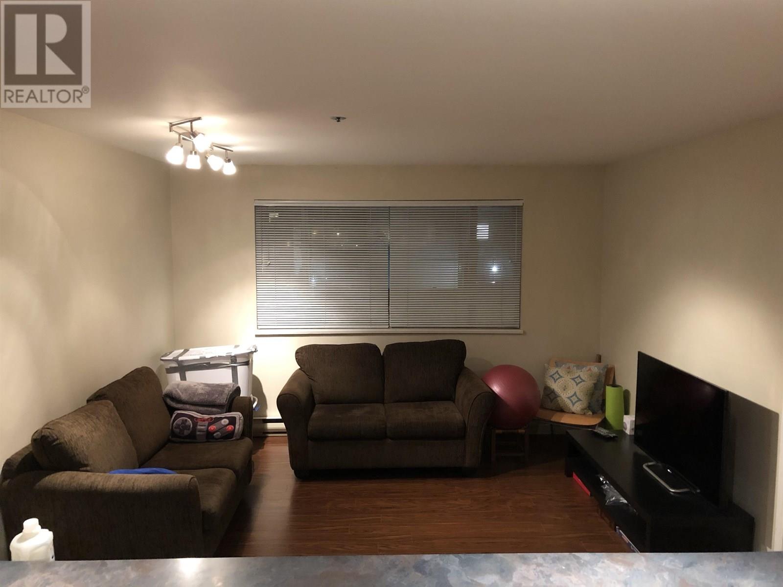 Photo 15 of 477 Powell Street, Vancouver BC
