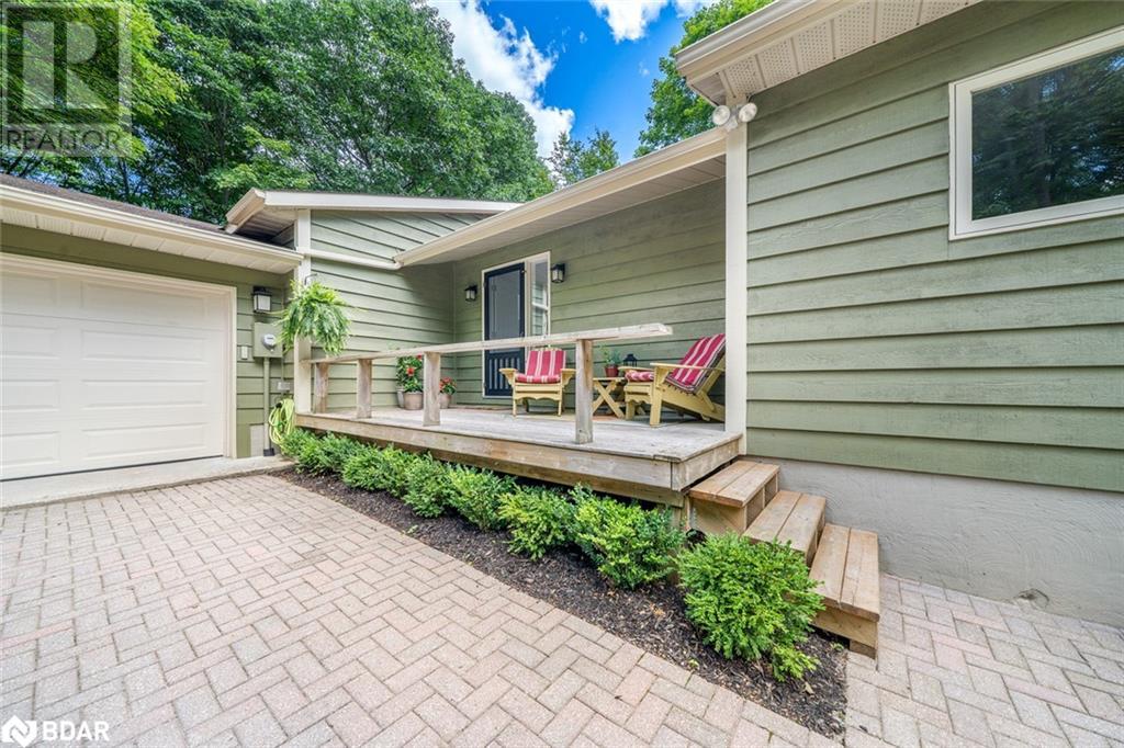 Photo 2 of 385 Chub Lake Road, Huntsville ON