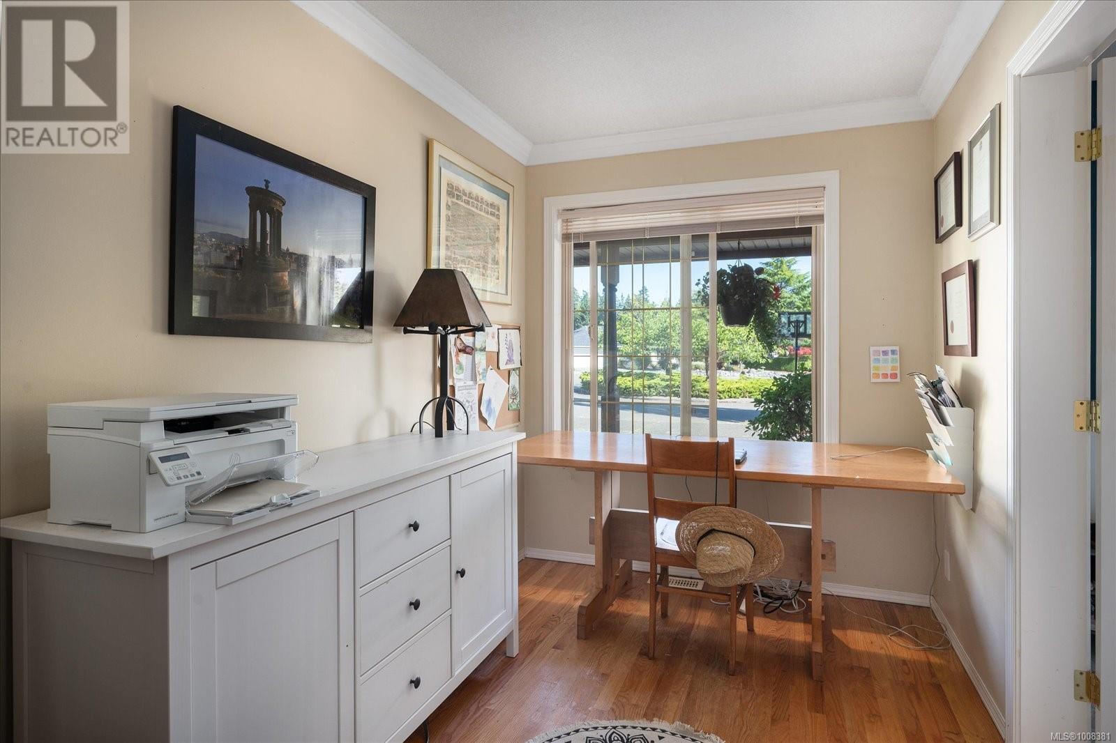 Photo 19 of 749 Redwood Dr, Qualicum Beach BC