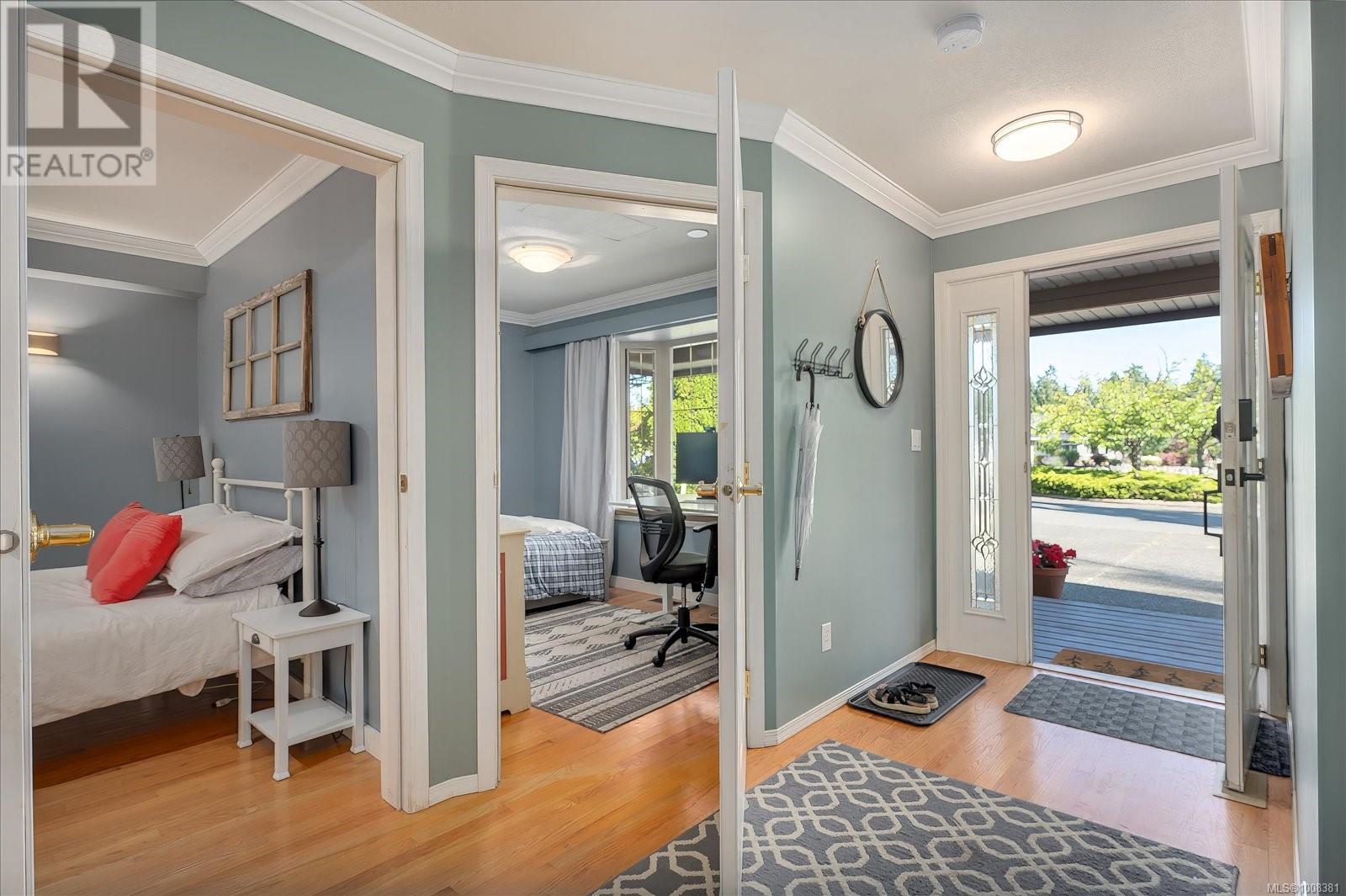 Photo 22 of 749 Redwood Dr, Qualicum Beach BC