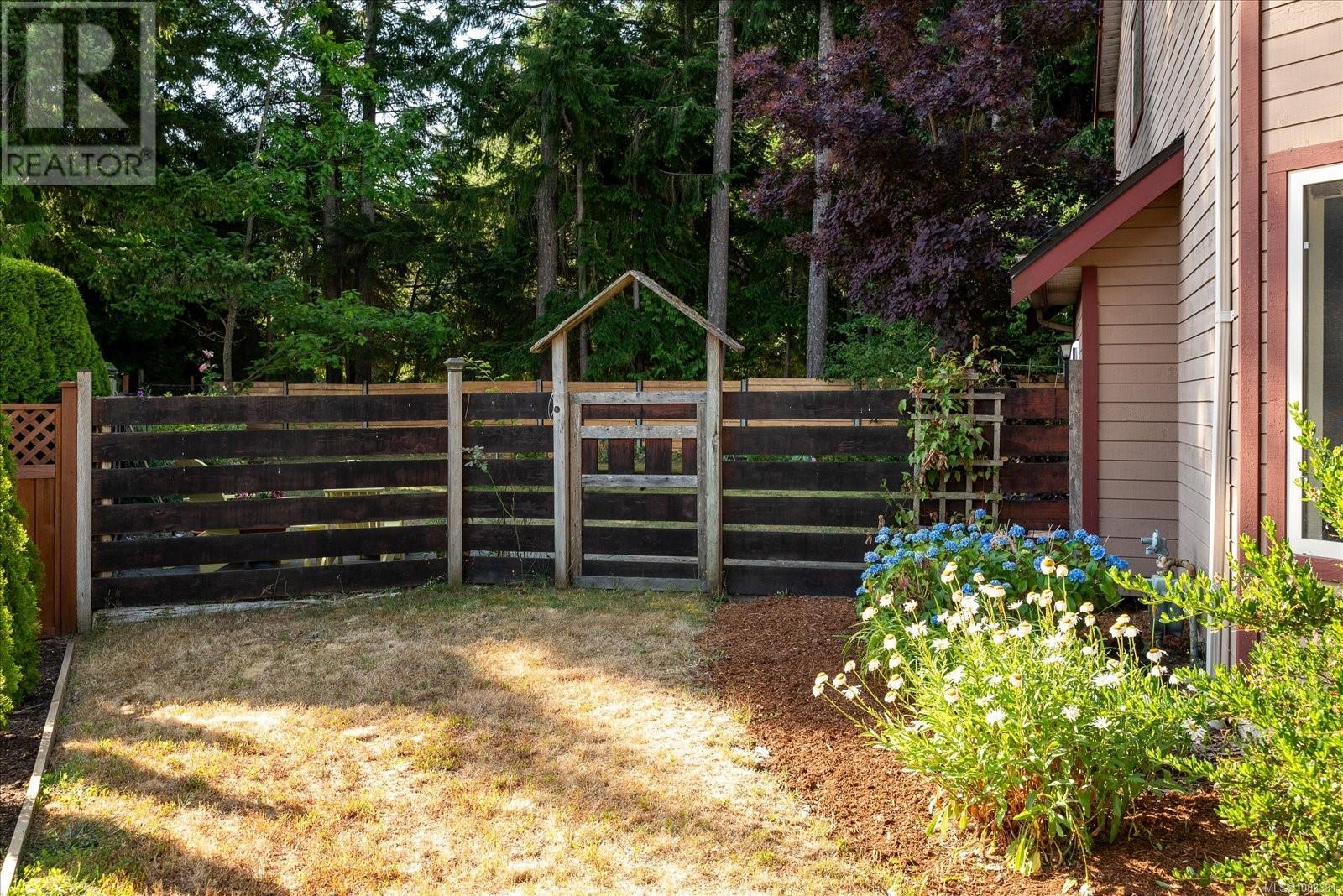 Photo 44 of 749 Redwood Dr, Qualicum Beach BC
