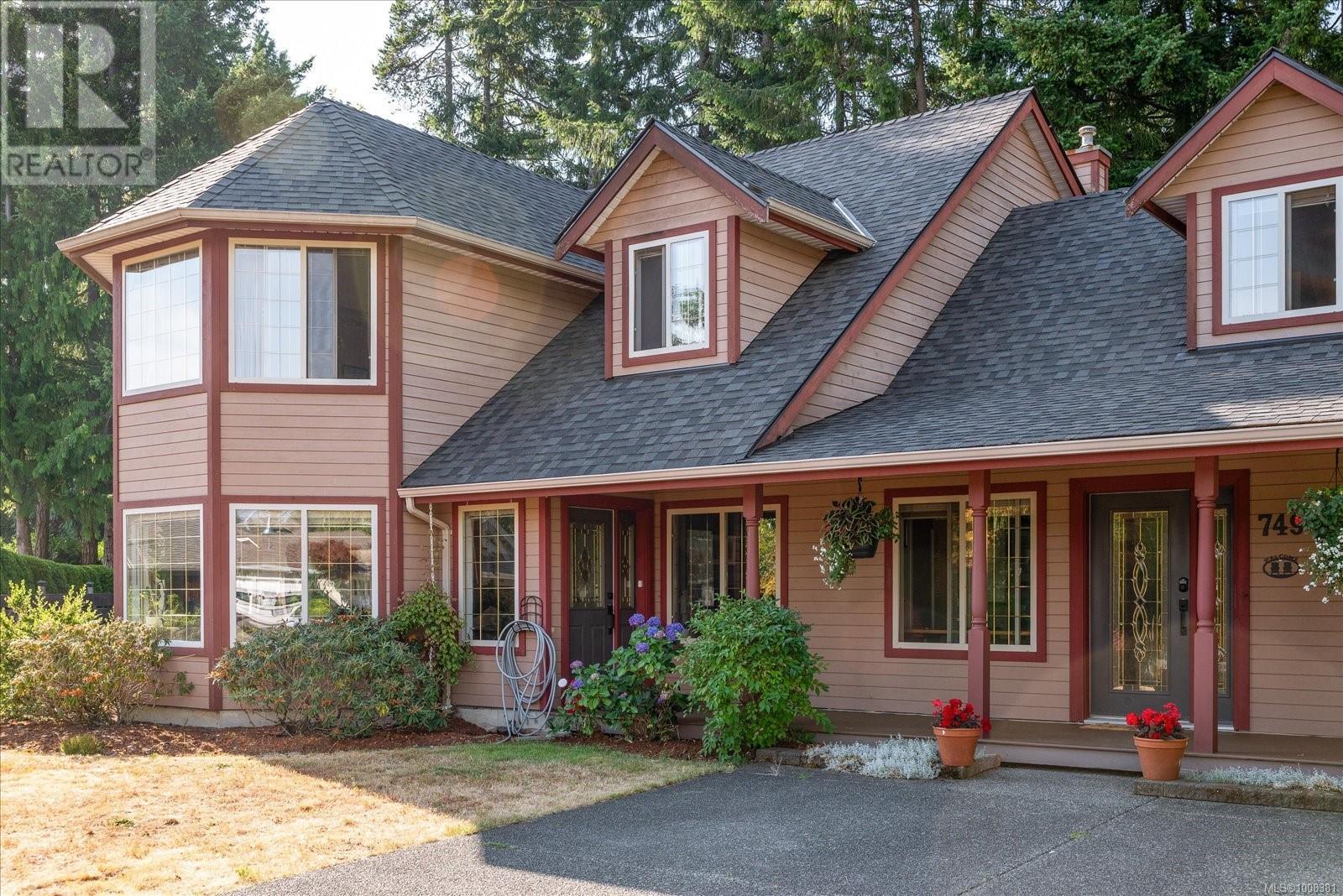 Photo 51 of 749 Redwood Dr, Qualicum Beach BC