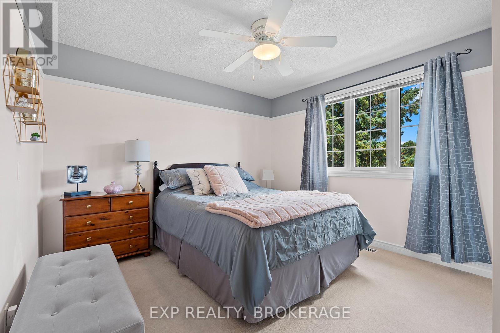 Photo 29 of 564 Braeside Crescent, Kingston ON