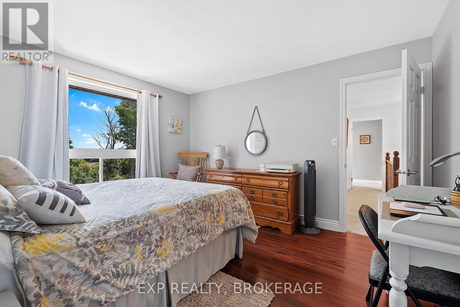 Photo 26 of 564 Braeside Crescent, Kingston ON