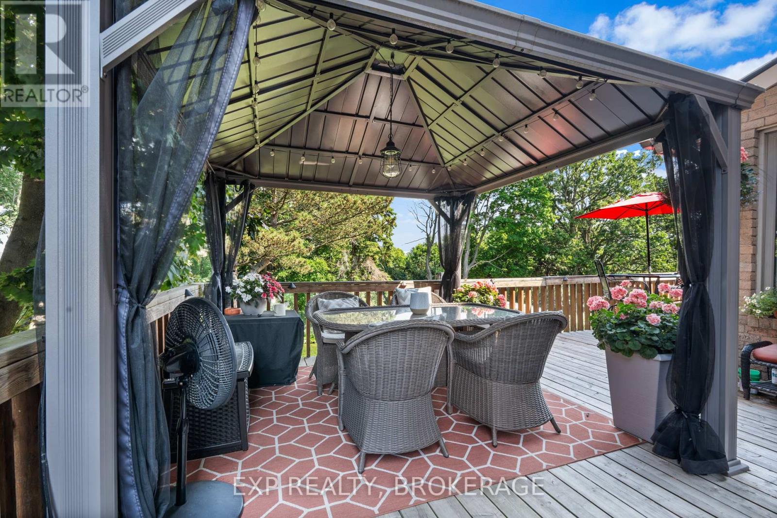 Photo 36 of 564 Braeside Crescent, Kingston ON