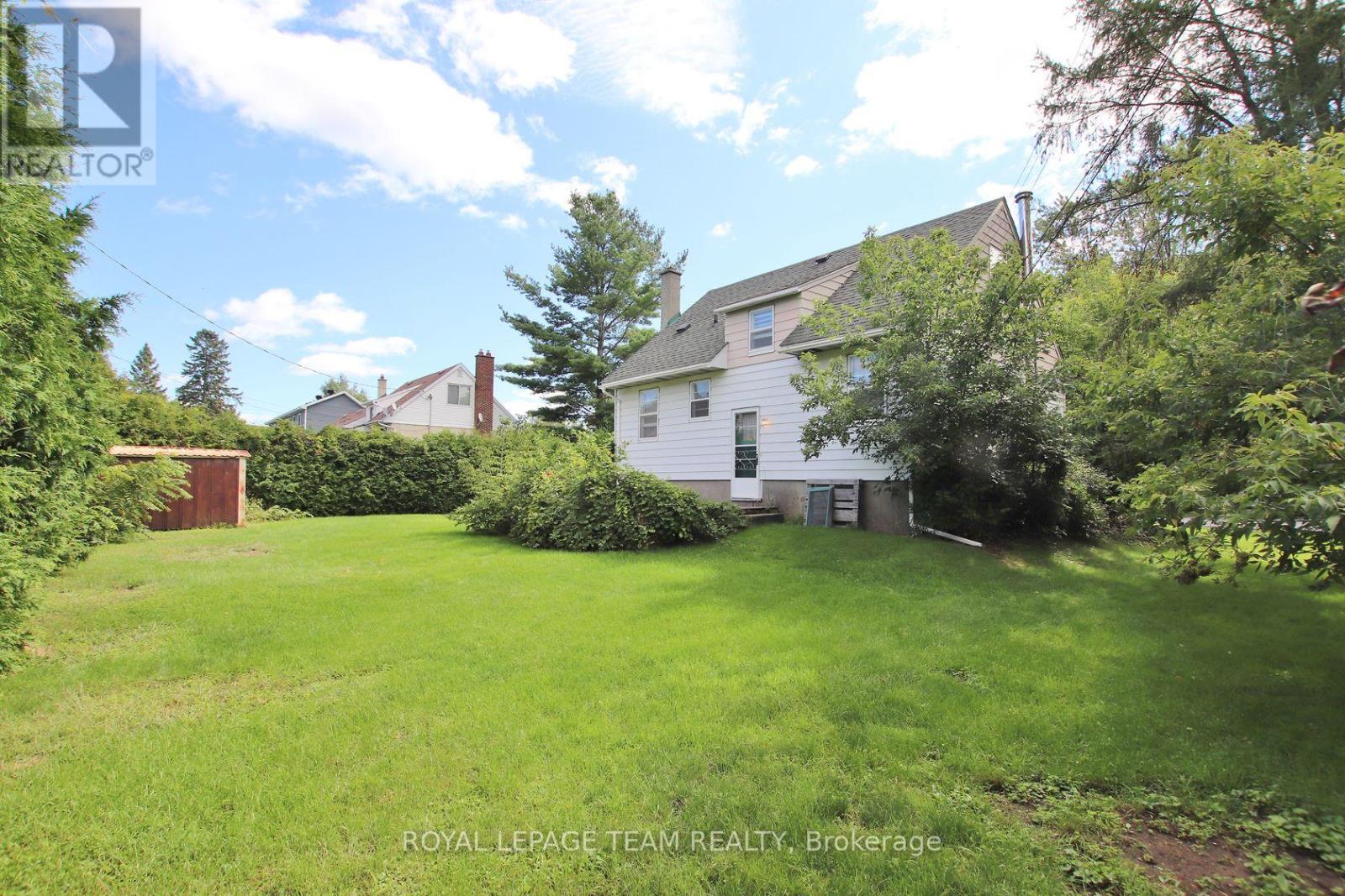 Photo 9 of 115 Rita Avenue, Ottawa ON