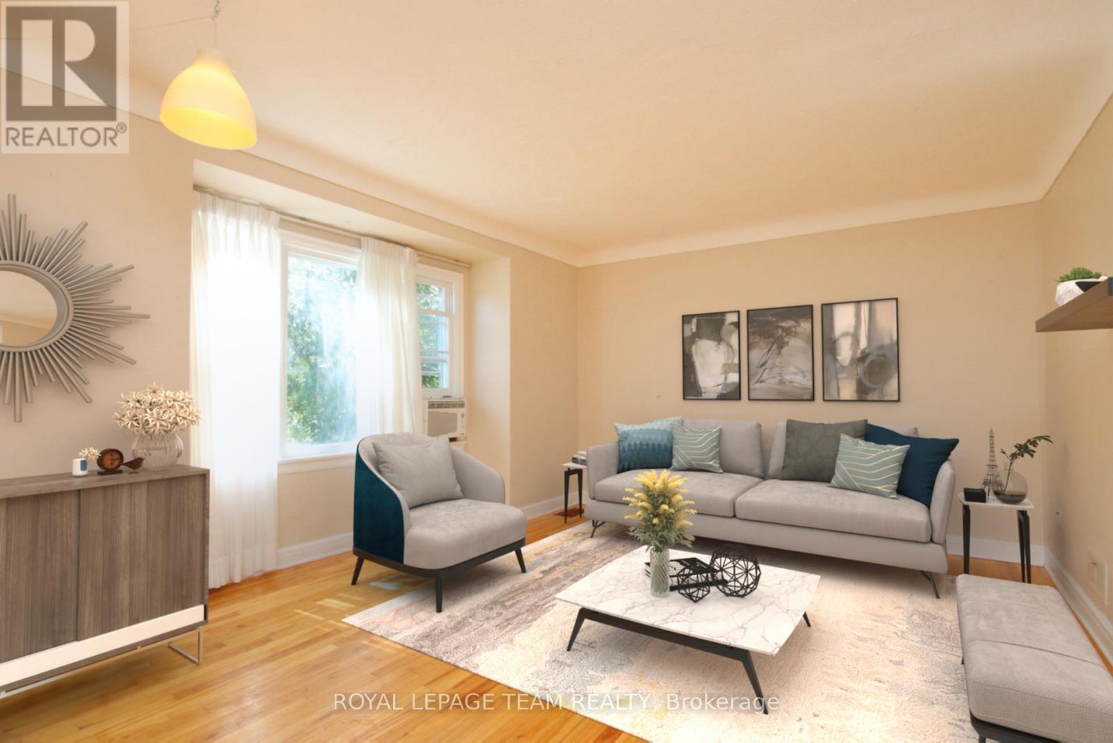 Photo 2 of 115 Rita Avenue, Ottawa ON