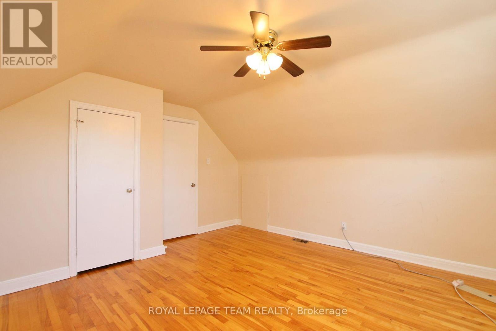 Photo 25 of 115 Rita Avenue, Ottawa ON