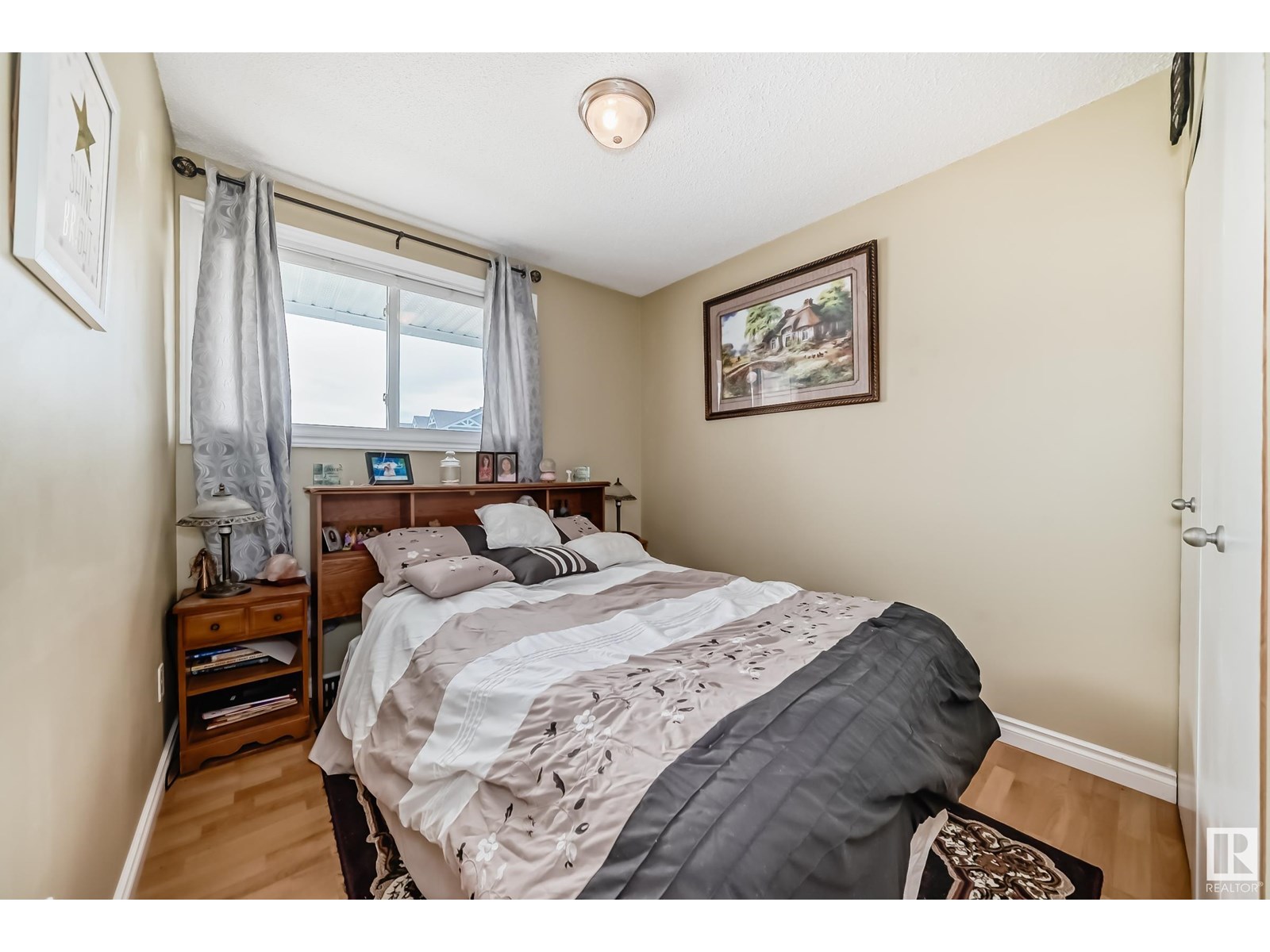 Photo 33 of 472 Clareview Rd Nw, Edmonton AB