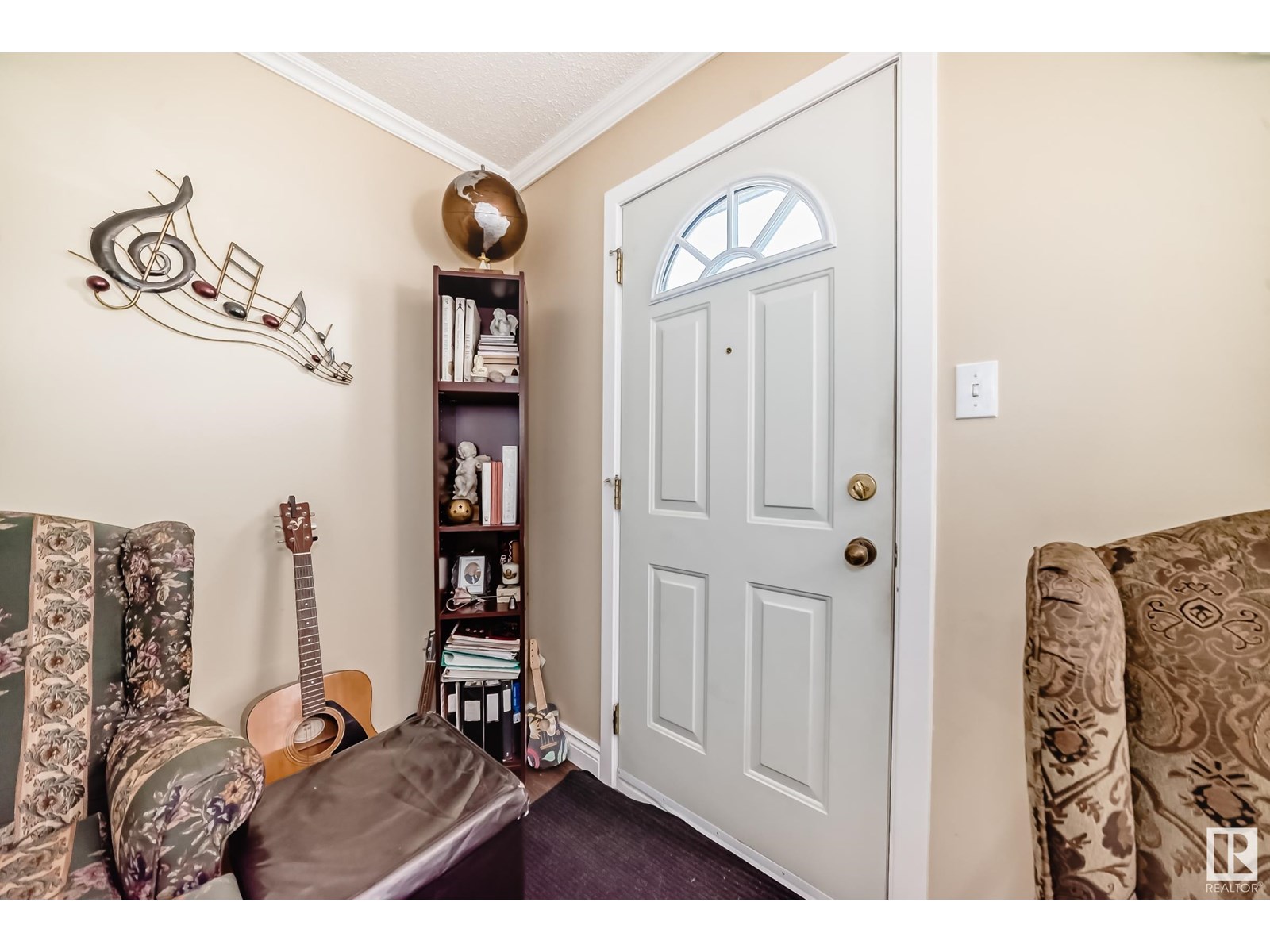 Photo 19 of 472 Clareview Rd Nw, Edmonton AB