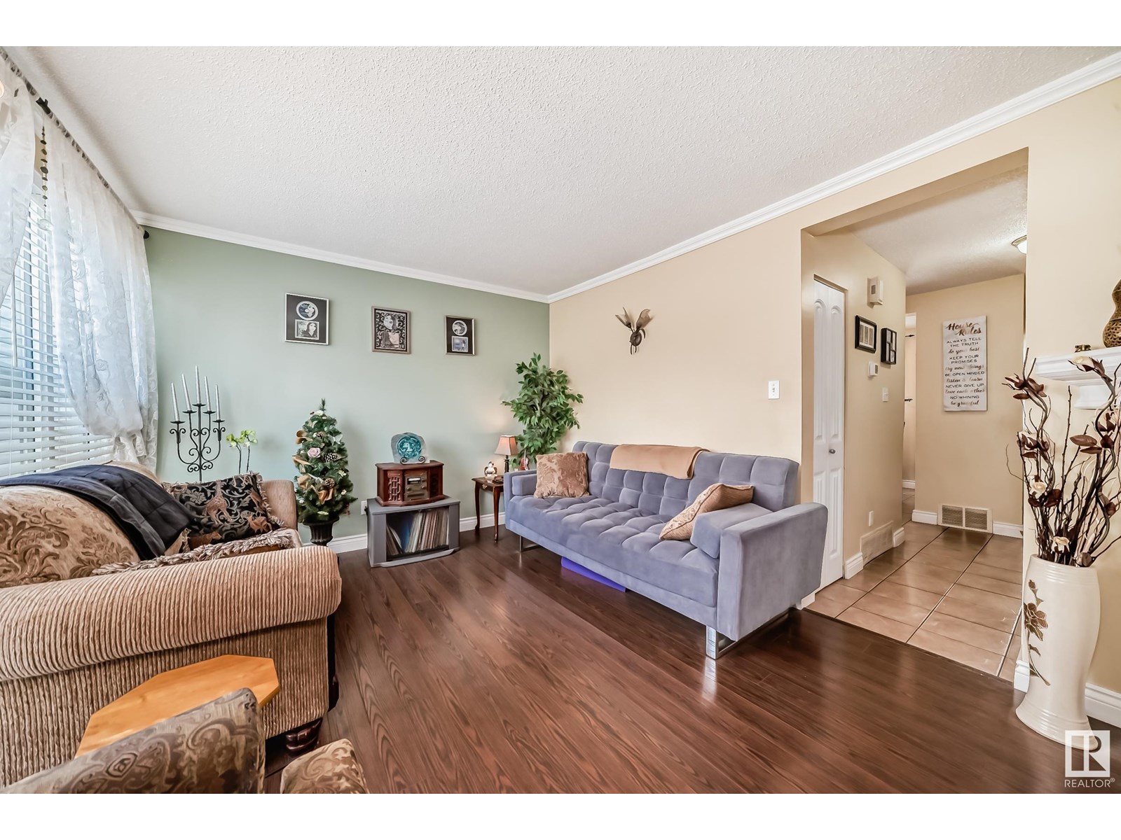 Photo 20 of 472 Clareview Rd Nw, Edmonton AB