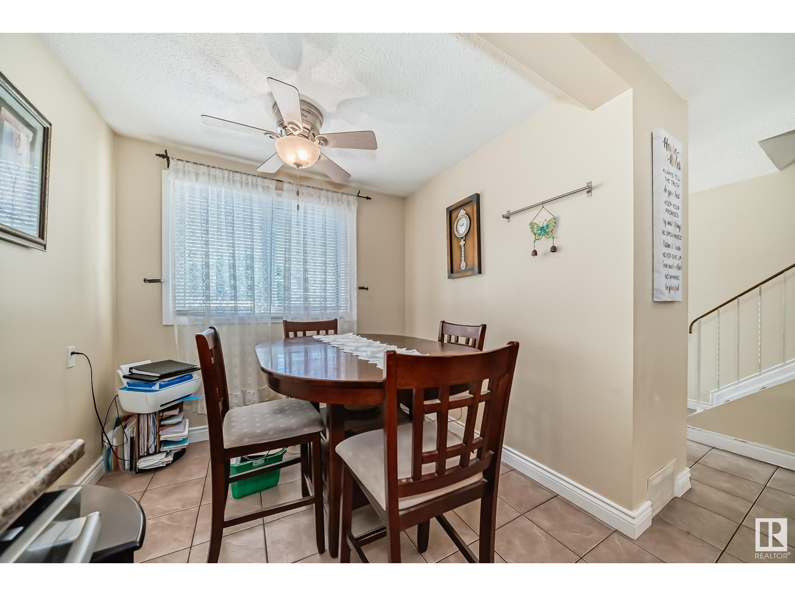 Photo 14 of 472 Clareview Rd Nw, Edmonton AB