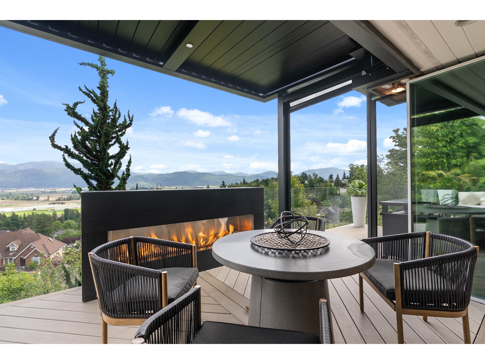 Photo 4 of 35918 Stonecroft Place, Abbotsford BC