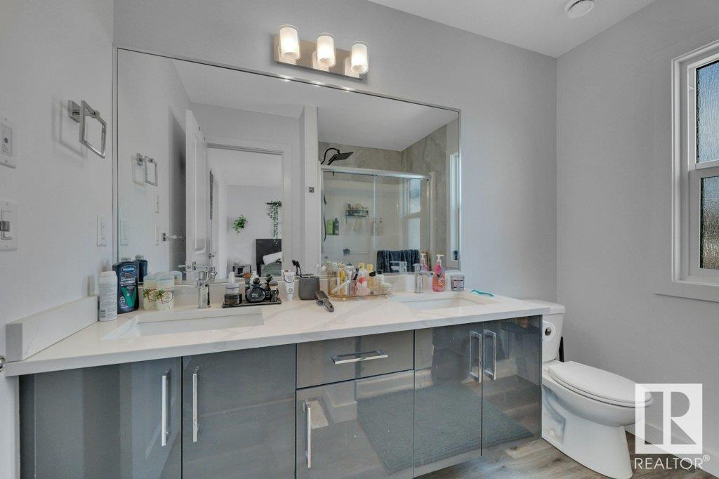 Photo 26 of 6507 176 Av Nw, Edmonton AB