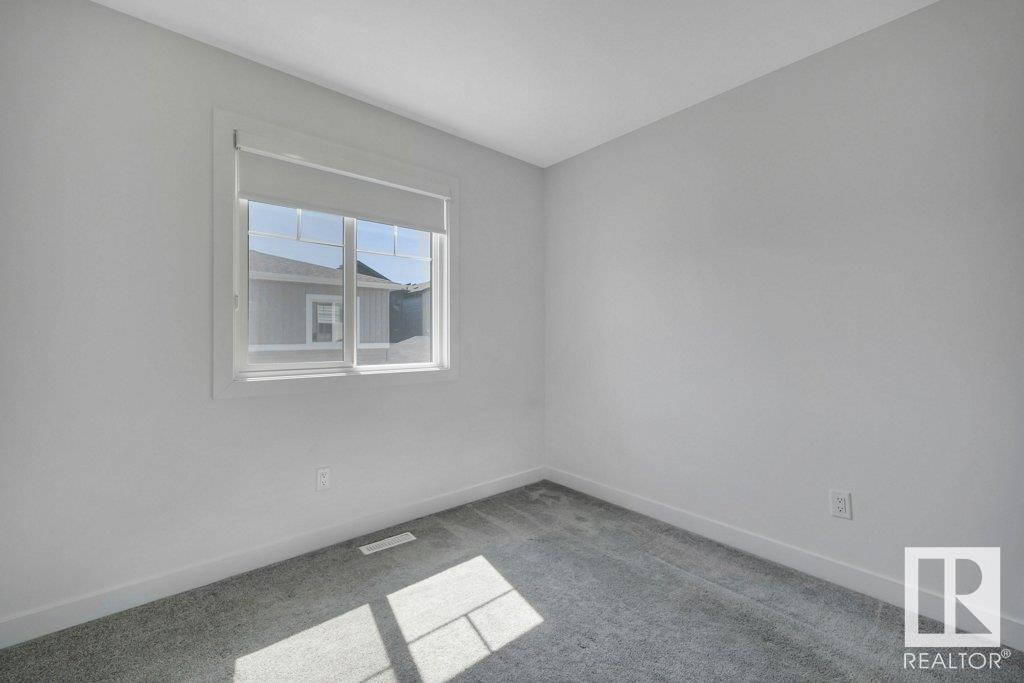 Photo 40 of 6507 176 Av Nw, Edmonton AB