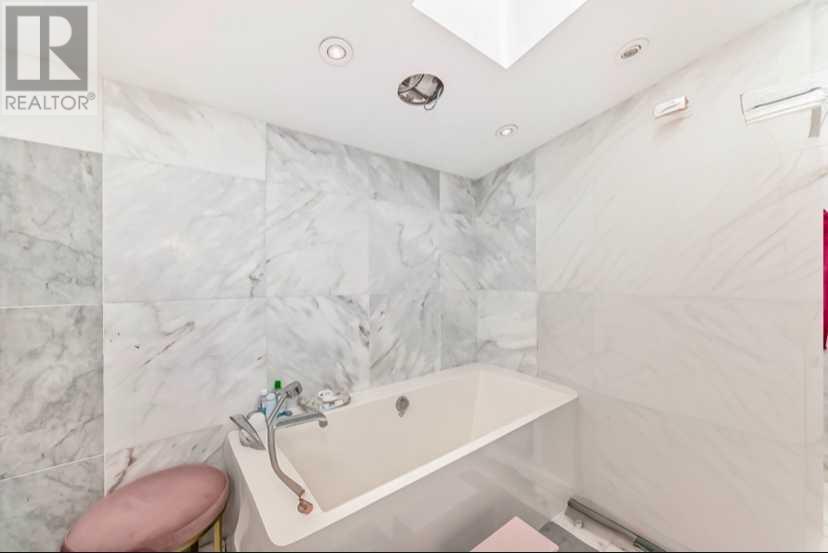 Single Family House for Sale in  Riverdale Avenue SW Elbow Park Calgary 