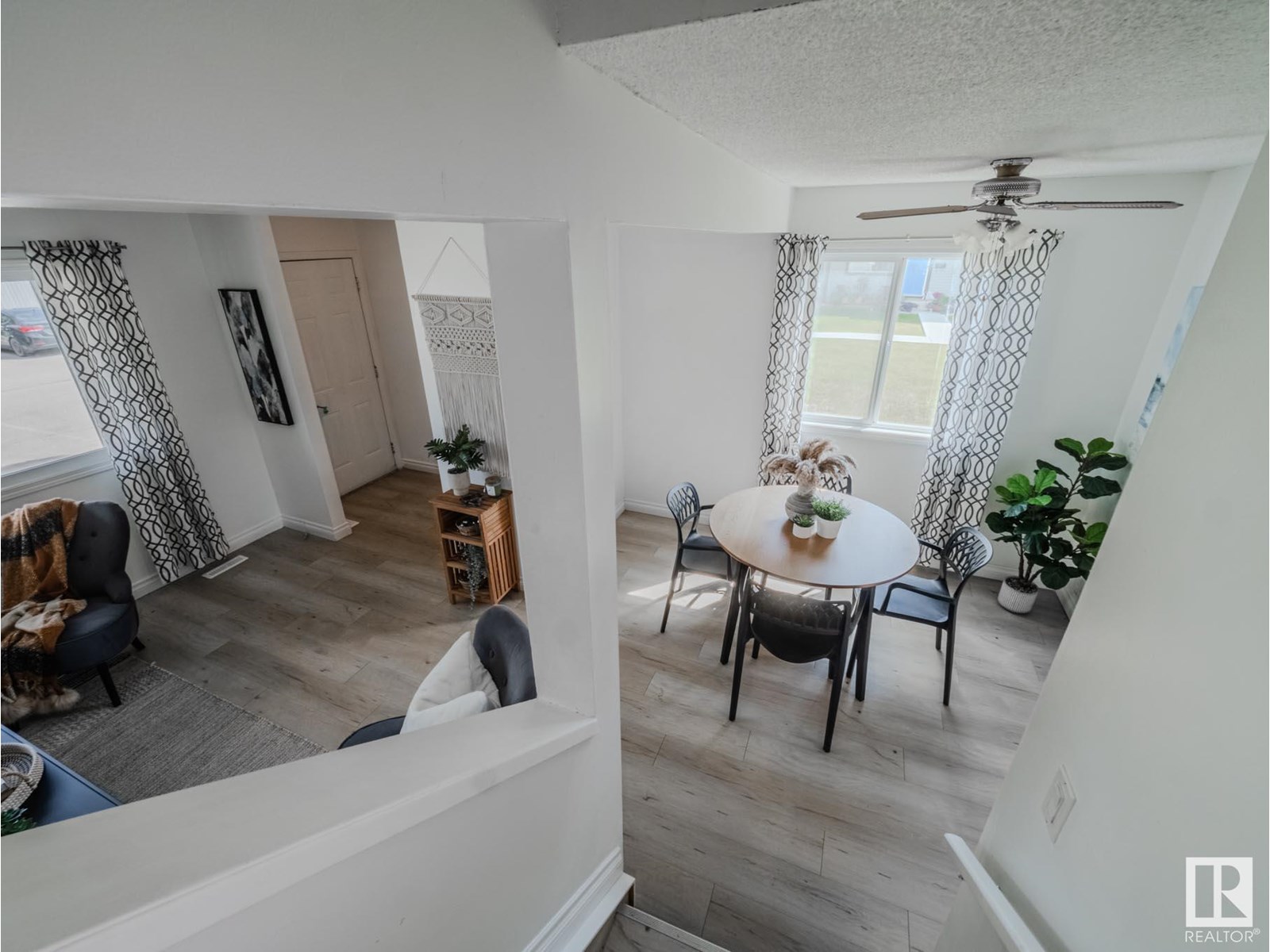 Photo 32 of 38 18010 98 Av Nw, Edmonton AB