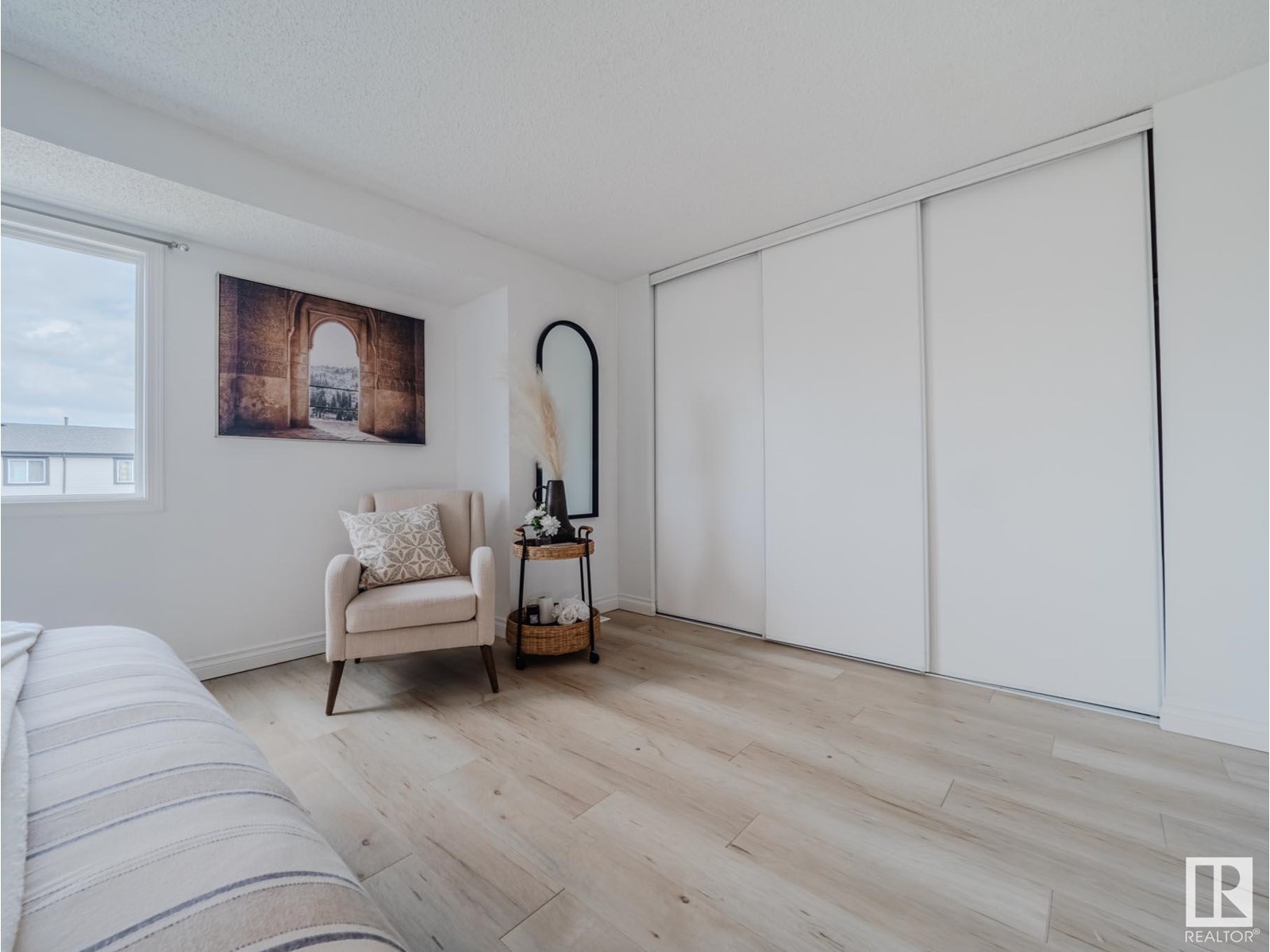 Photo 41 of 38 18010 98 Av Nw, Edmonton AB