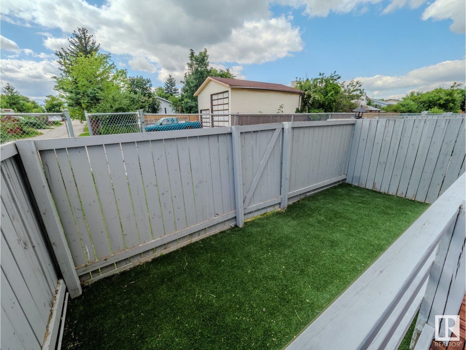 Photo 65 of 38 18010 98 Av Nw, Edmonton AB