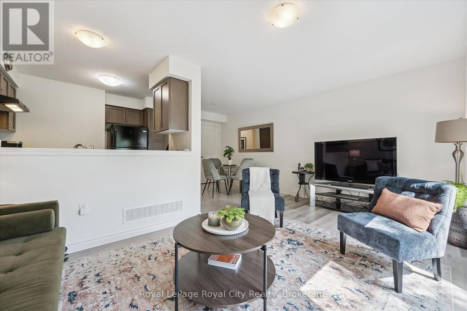 Photo 17 of 51 Oldfield Drive, Guelph ON
