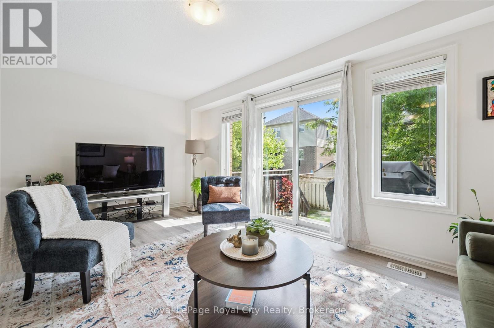 Photo 18 of 51 Oldfield Drive, Guelph ON