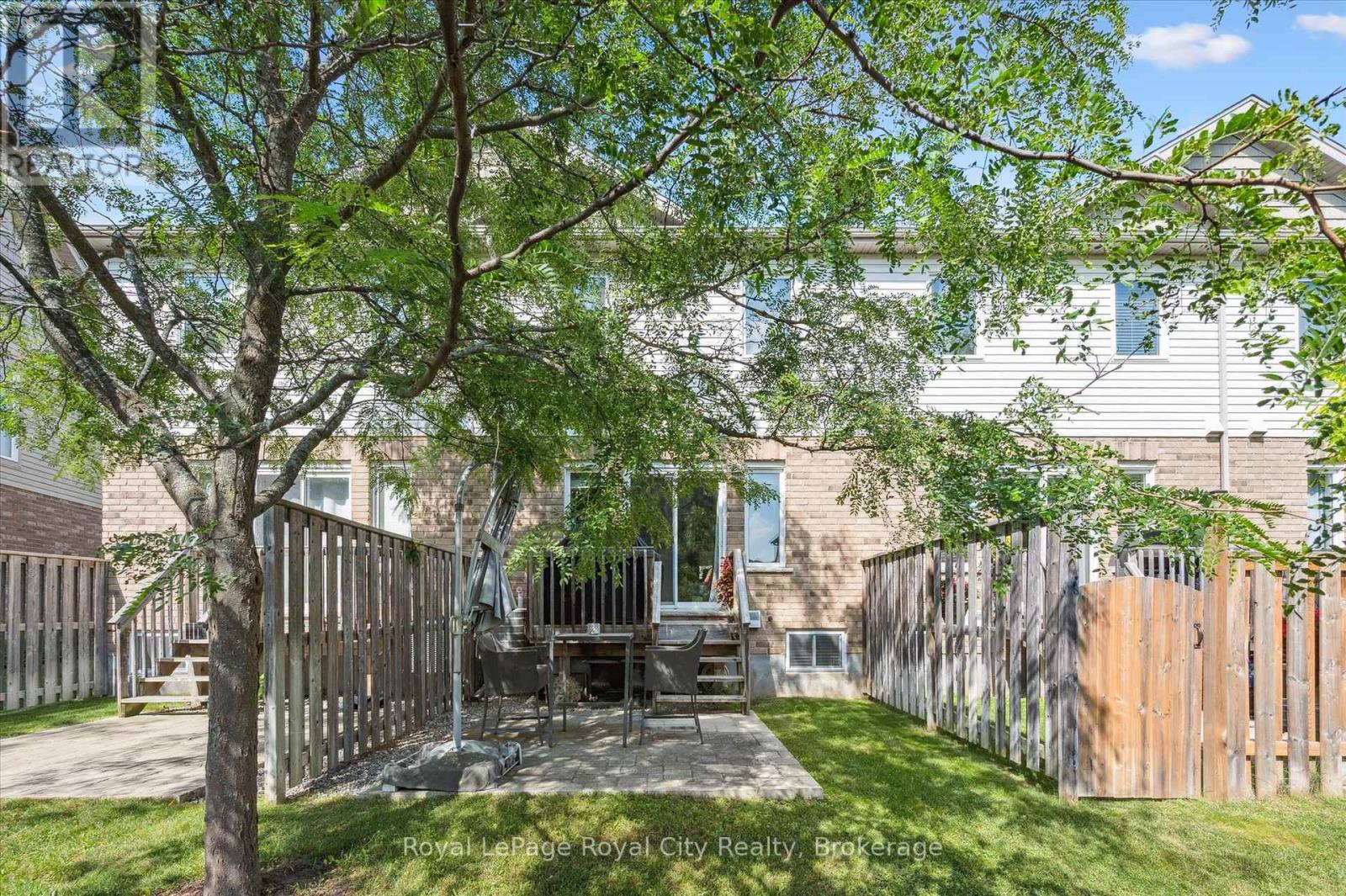 Photo 36 of 51 Oldfield Drive, Guelph ON