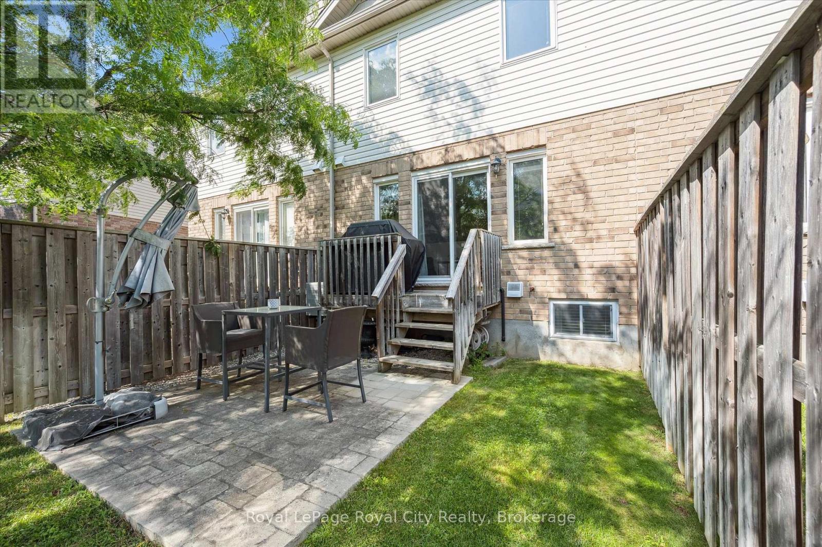 Photo 37 of 51 Oldfield Drive, Guelph ON