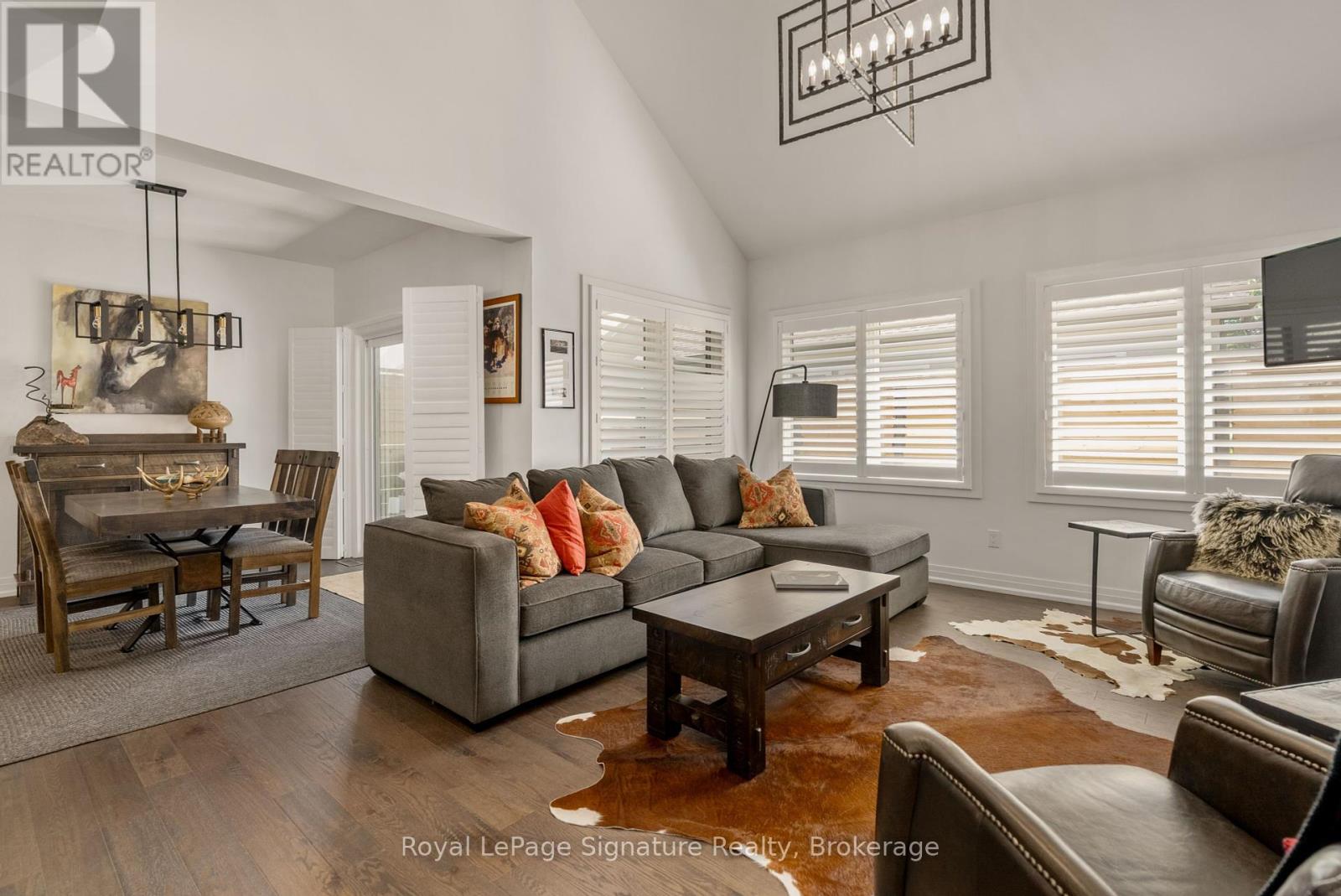 Photo 33 of 104 Clippers Lane, Blue Mountains ON