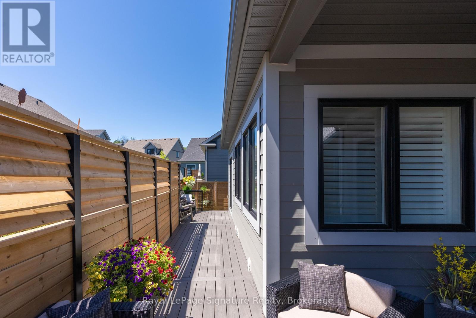 Photo 31 of 104 Clippers Lane, Blue Mountains ON