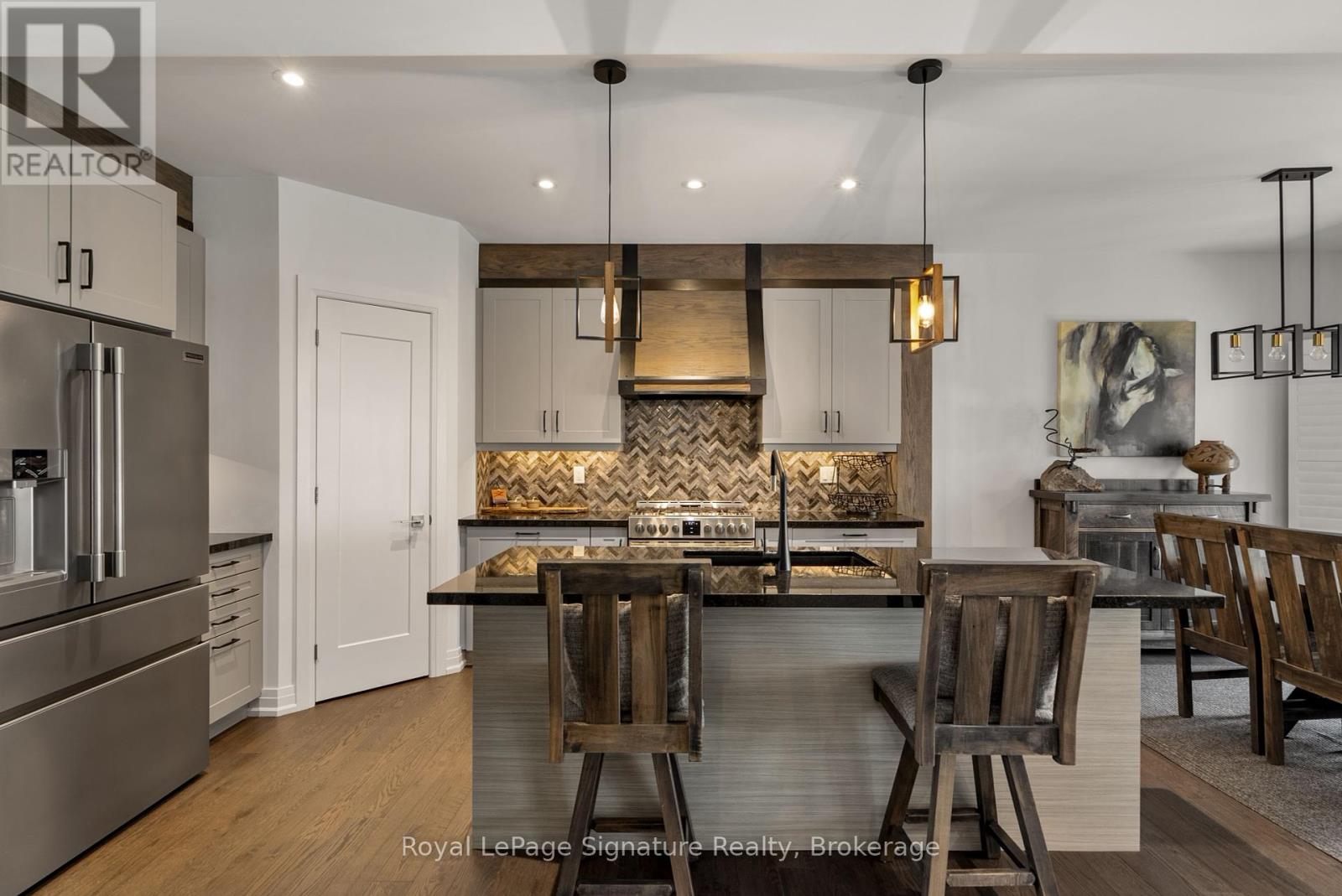 Photo 26 of 104 Clippers Lane, Blue Mountains ON