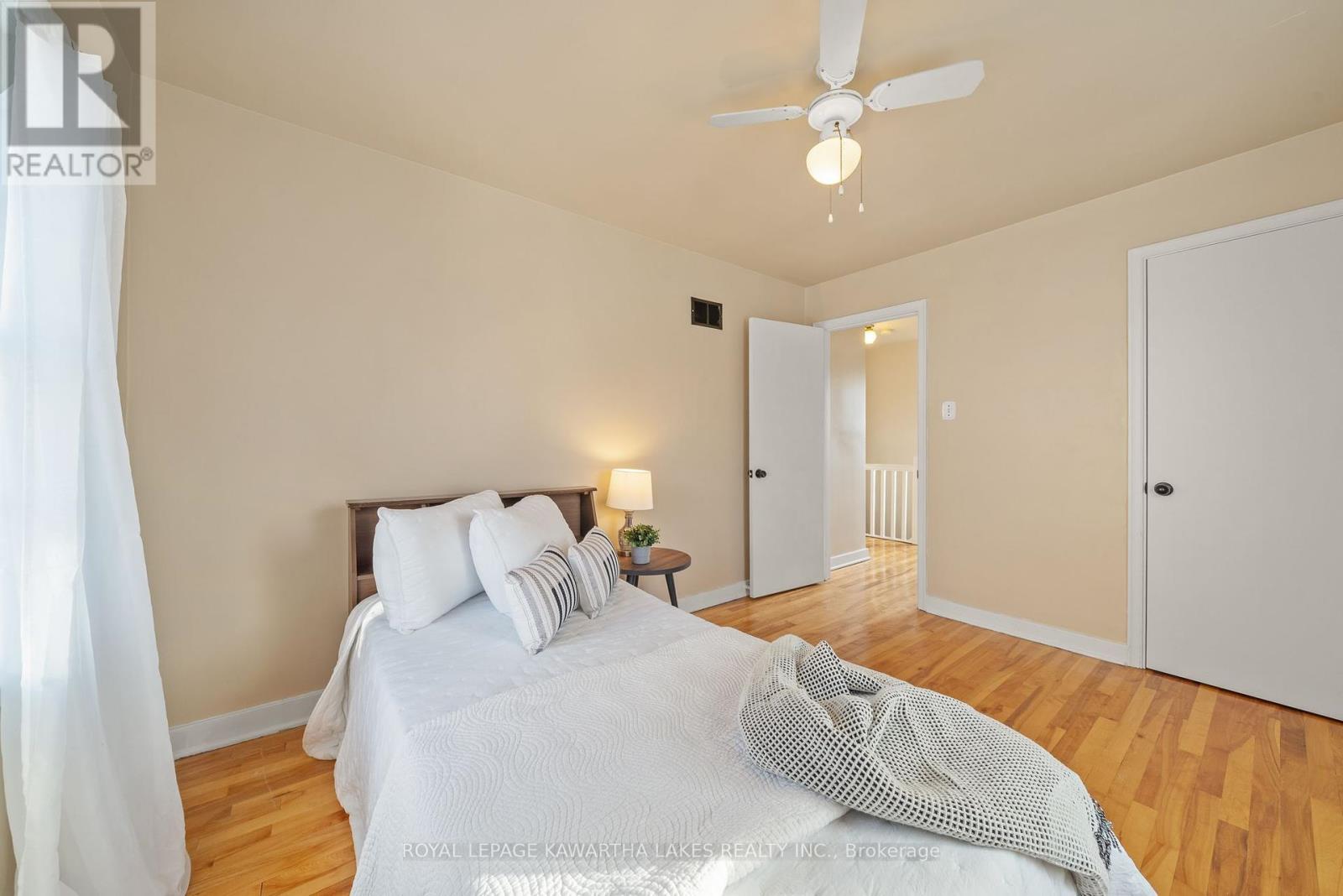 Photo 25 of 769 Chesterfield Avenue, Peterborough North ON