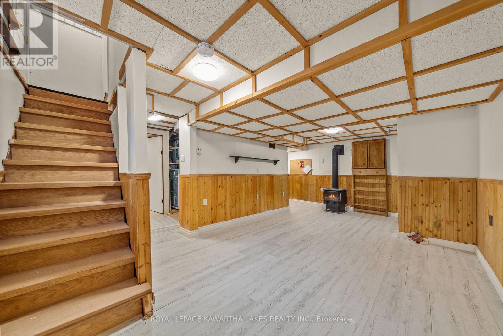 Photo 30 of 769 Chesterfield Avenue, Peterborough North ON