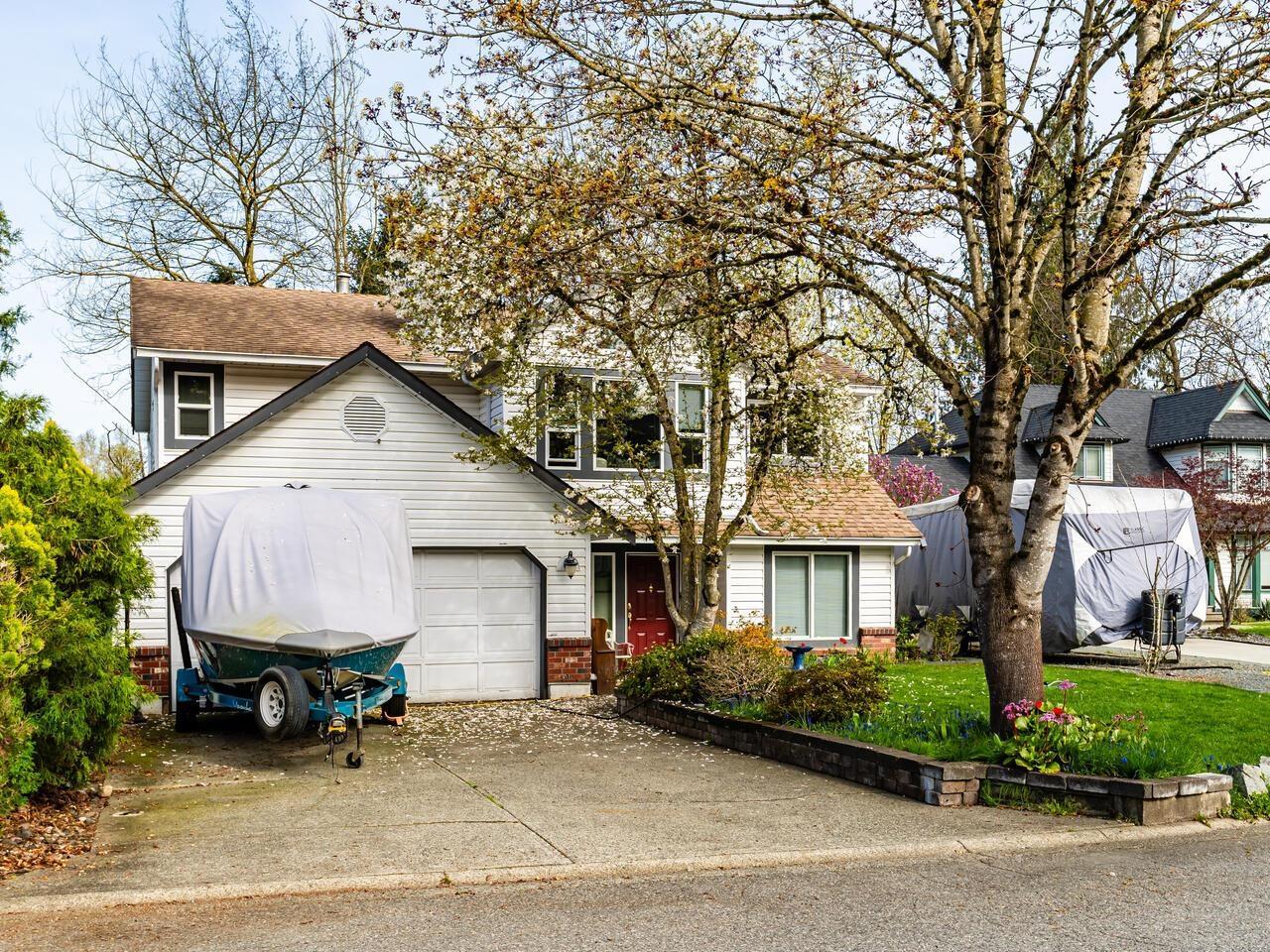 Photo 2 of 2815 Westside Place, Abbotsford BC