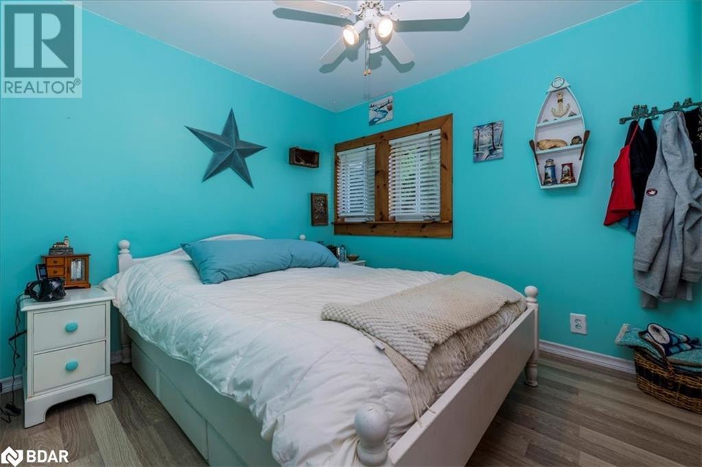 Photo 13 of 930 Gilmore Avenue, Innisfil ON